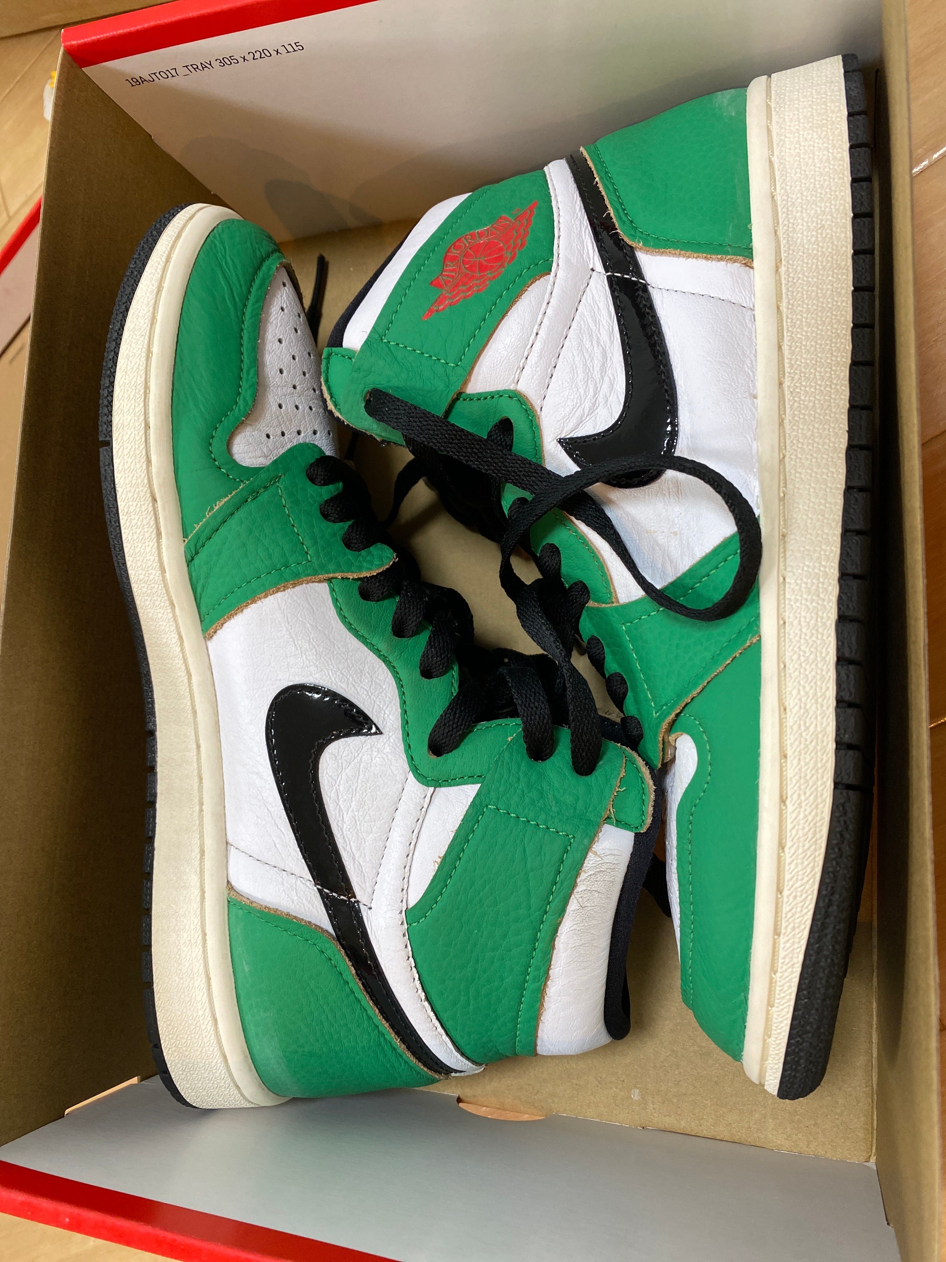 Nike Women's Air Jordan 1 High OG "Lucky Green/White-Sail-Black"