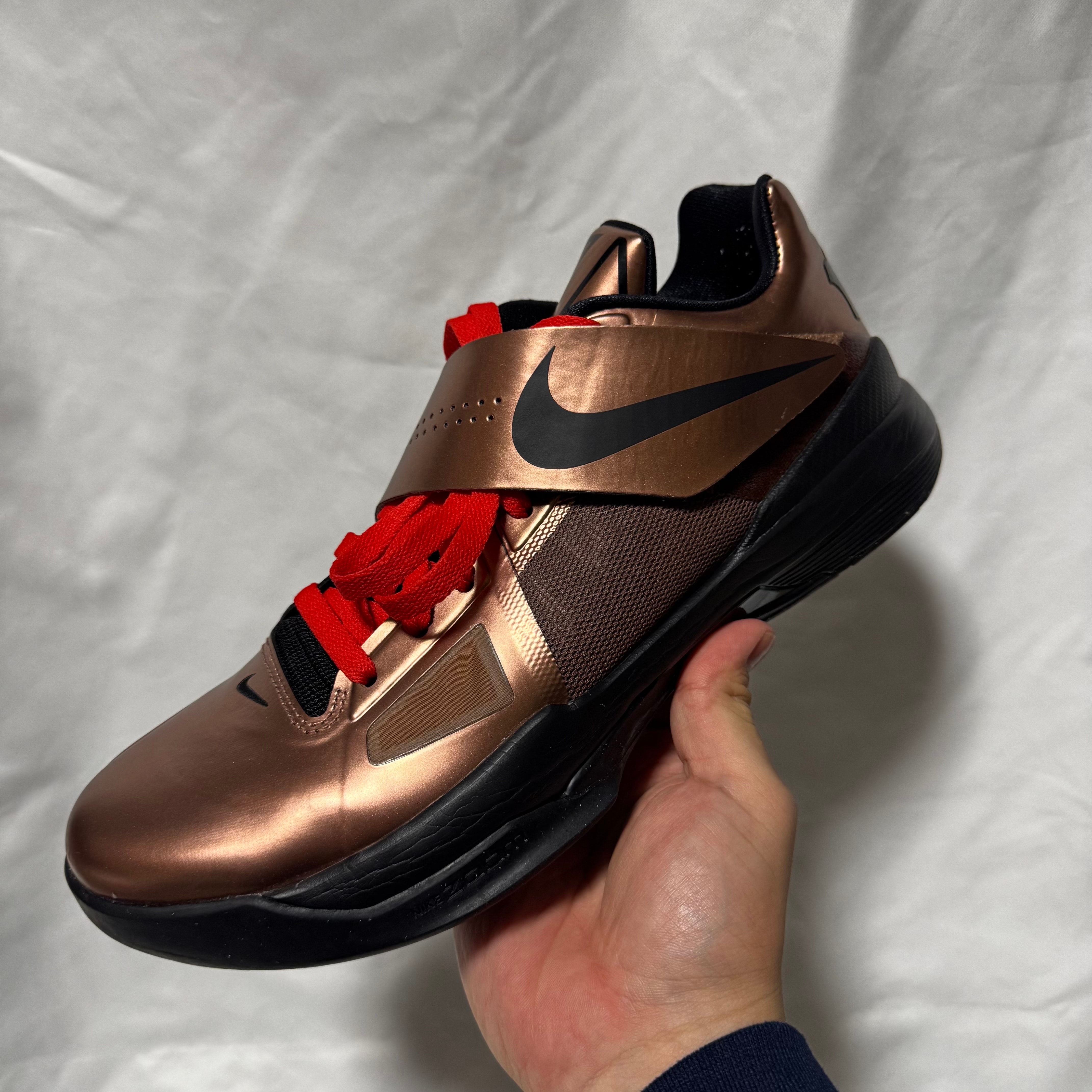 ナイキ KD4 "クリスマス"