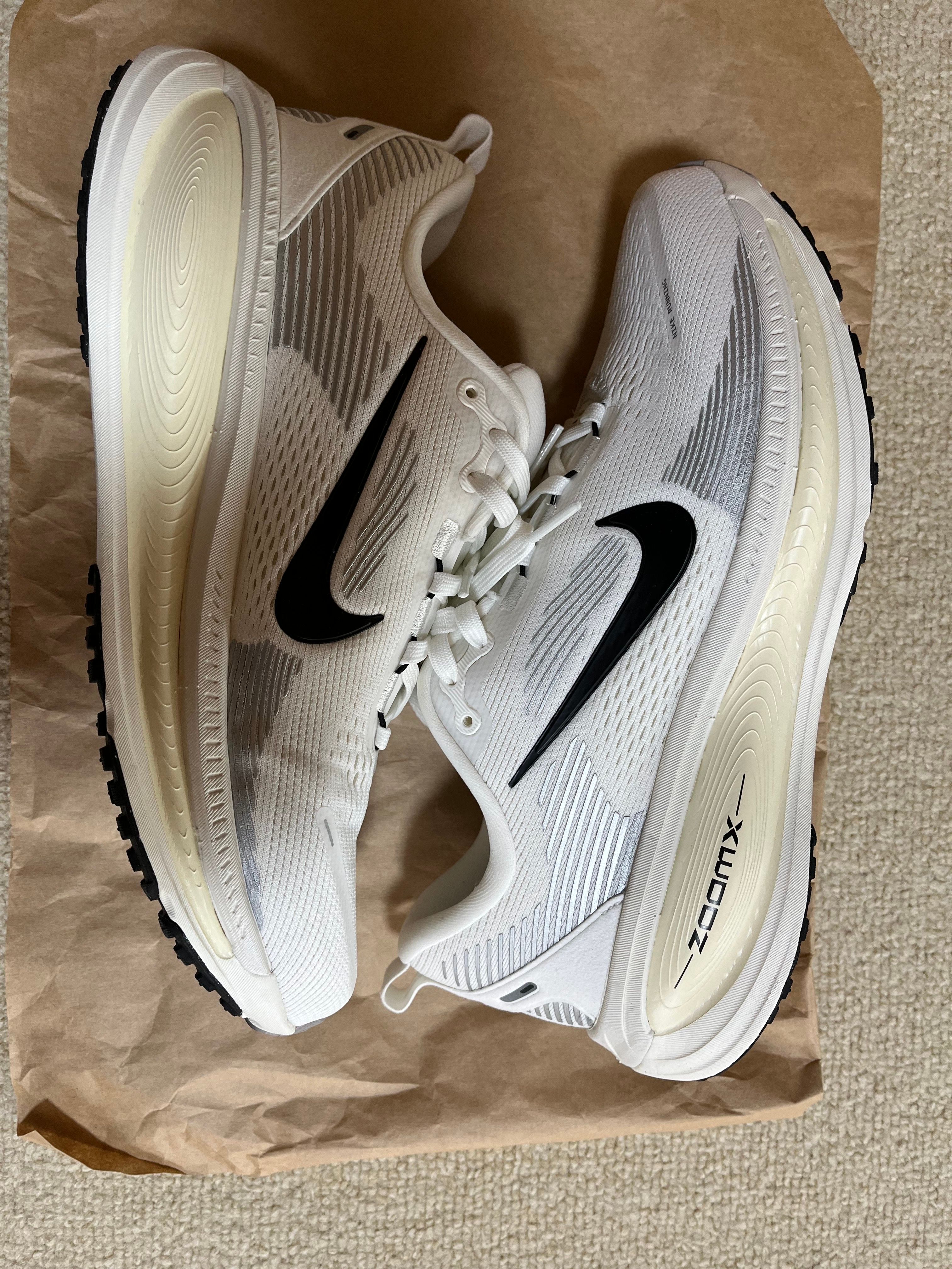 Nike Vomero 18 "Summit White/Black/Coconut Milk"