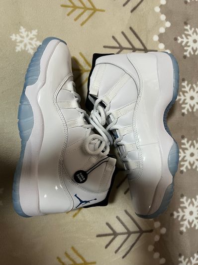 Nike Air Jordan 11 Retro "White/Legend Blue"