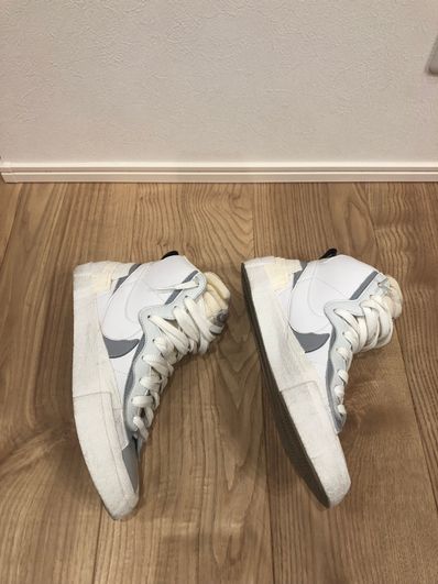 sacai × NIKE BLAZER MID "WHITE/WOLF GREY"