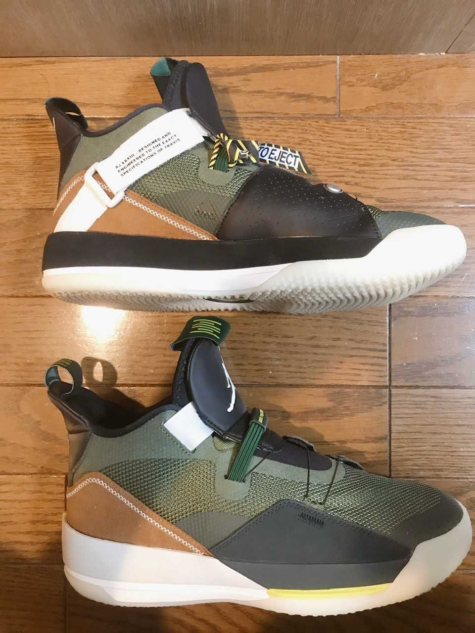 Travis Scott × Nike Air Jordan 33 NRG "Cactus Jack"