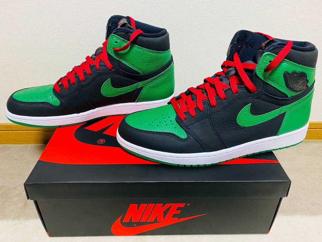 Nike Air Jordan 1 Retro High OG "Black/Pine Green" (2020)