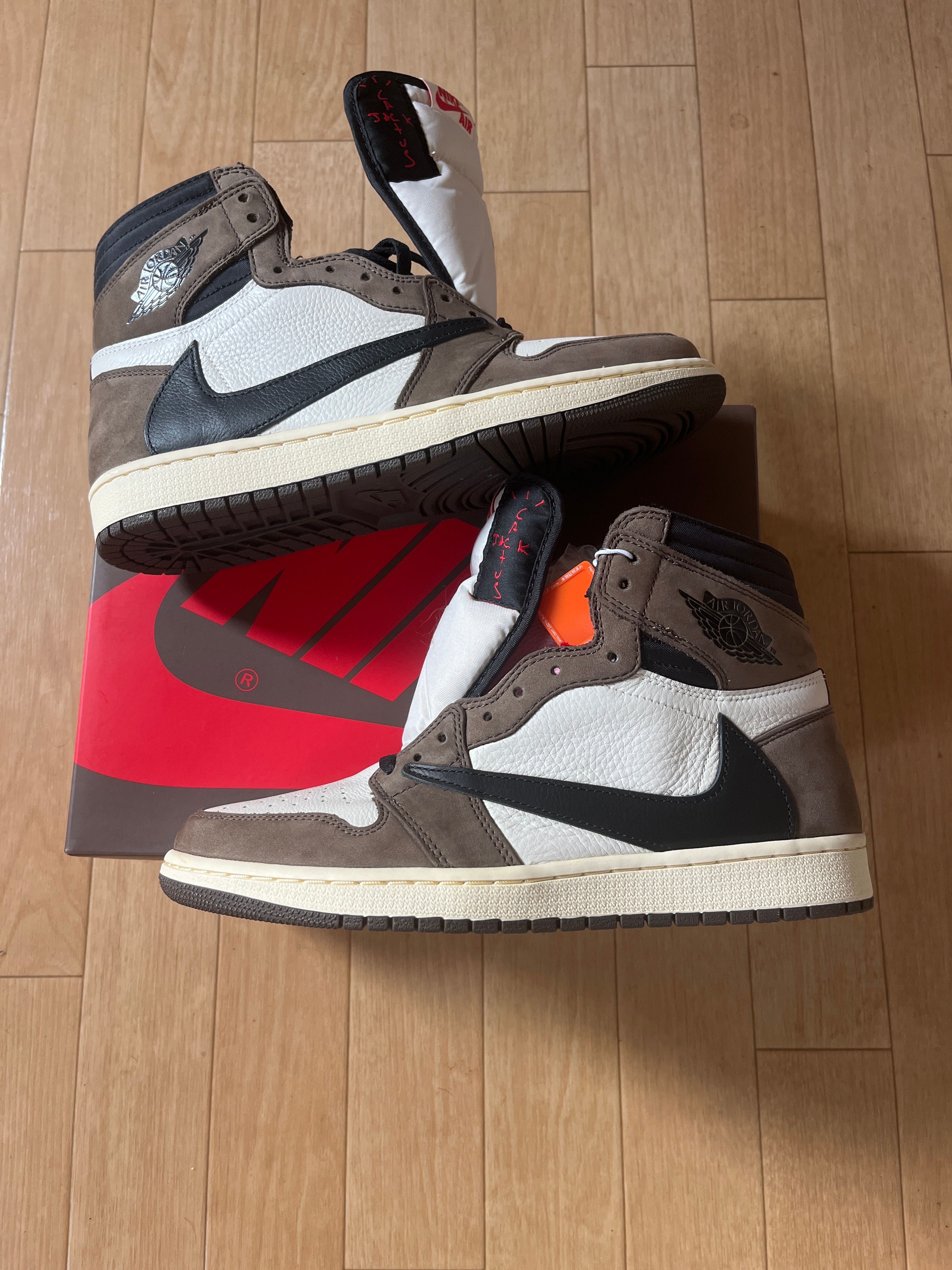 Travis Scott × Nike Air Jordan 1 Retro High OG TS SP "Sail/Dark Mocha"