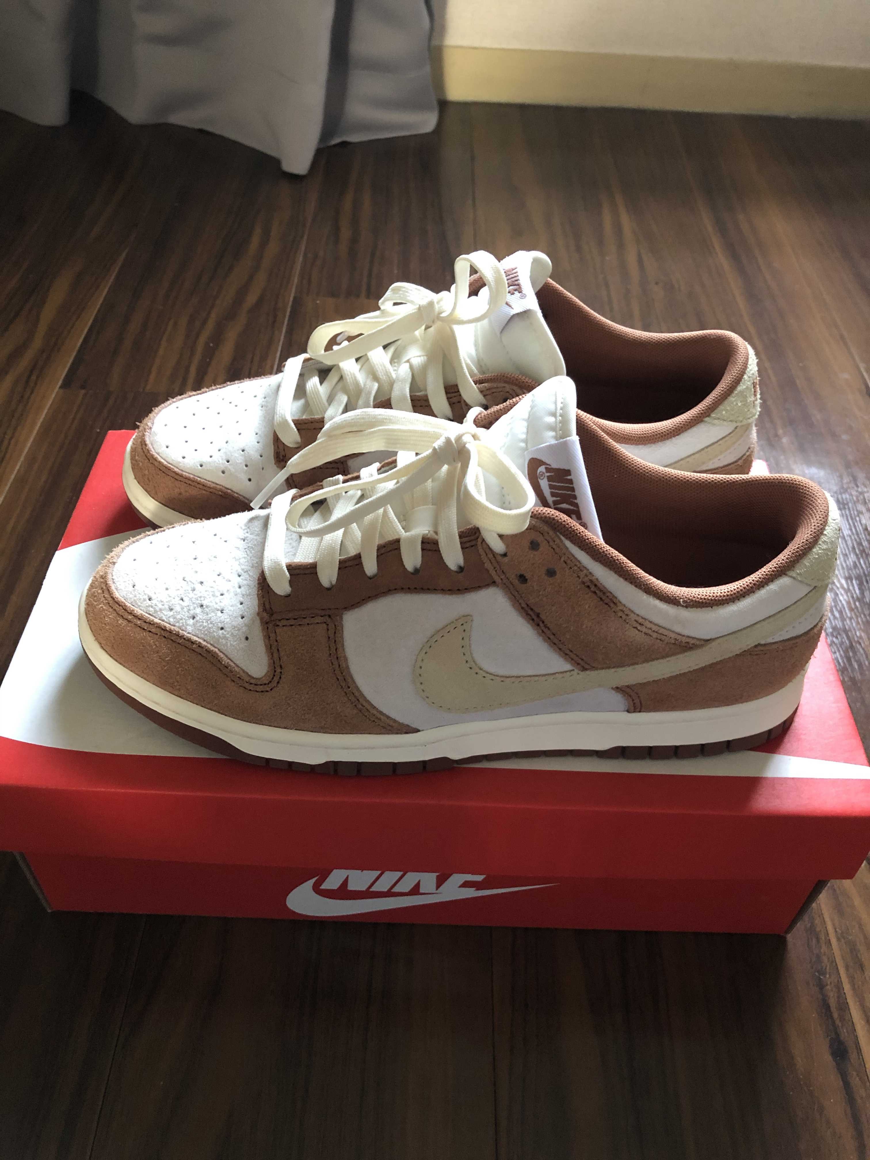 Nike Dunk Low PRM "Medium Curry"