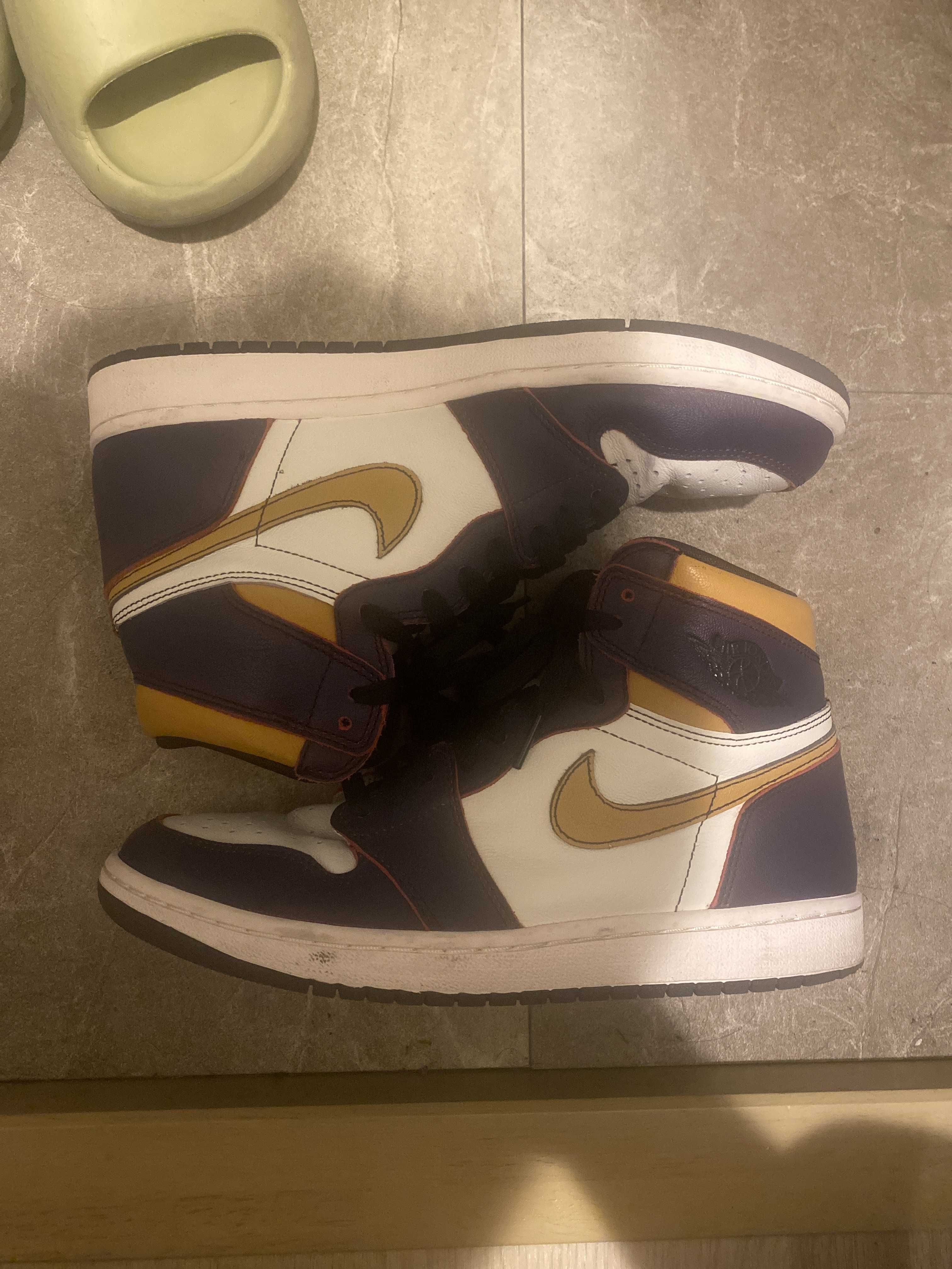 Nike SB × Air Jordan 1 Retro High "La To Chicago"