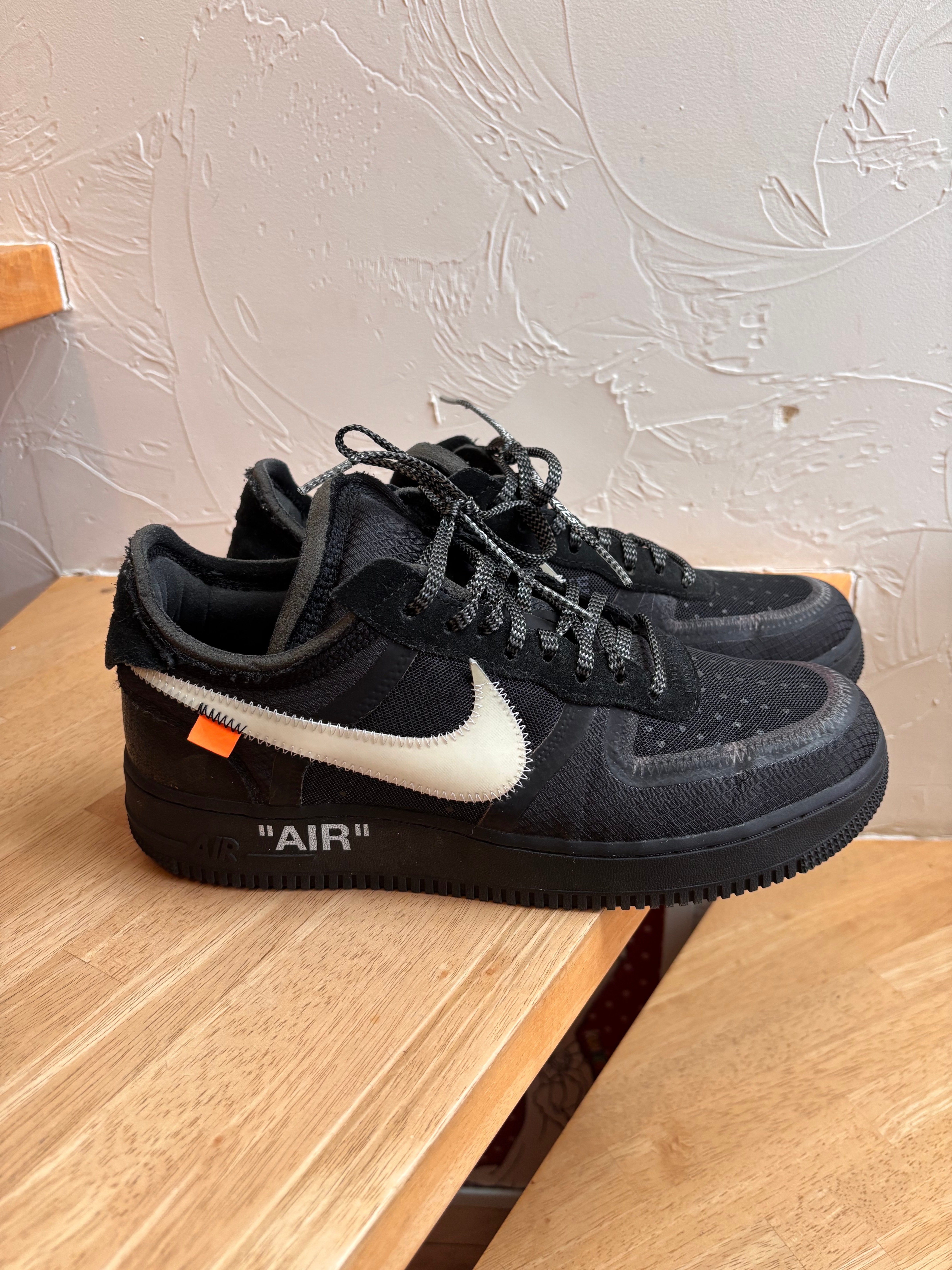 Off-White × Nike Air Force 1 Low "Black"
