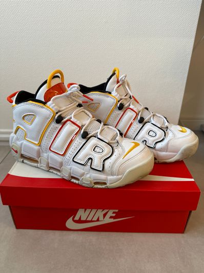 NIKE AIR MORE UPTEMPO "RAYGUNS"