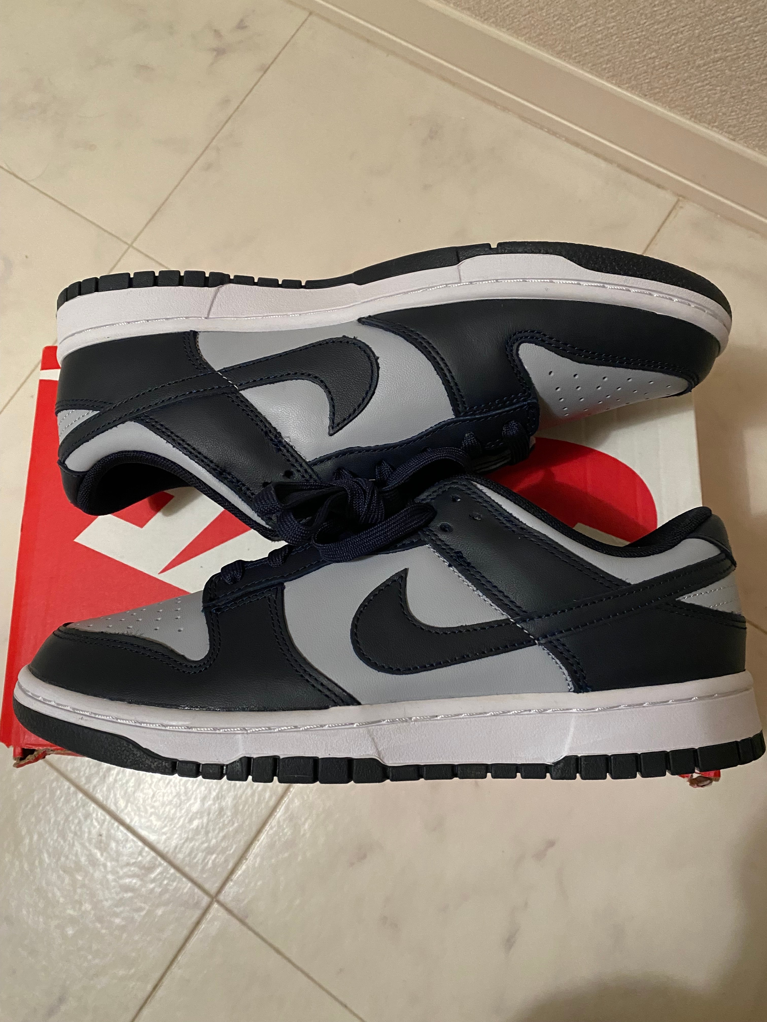 Nike Dunk Low "Championship Grey"