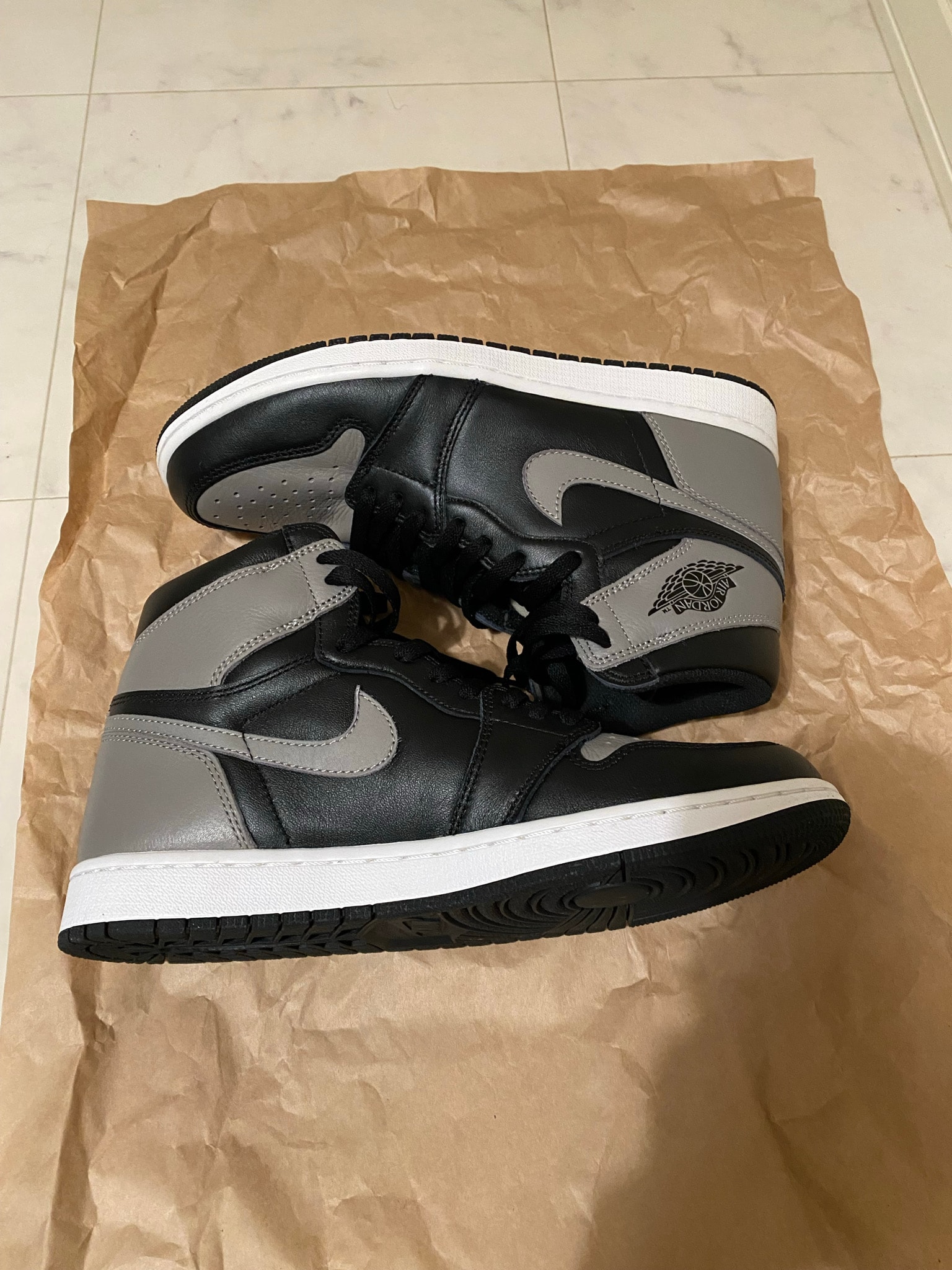 Nike Air Jordan 1 Retro High OG "Shadow" (2018)