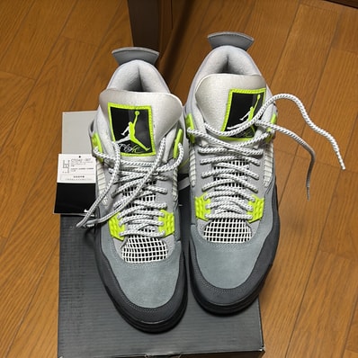 Nike Air Jordan 4 Retro LE "Neon"
