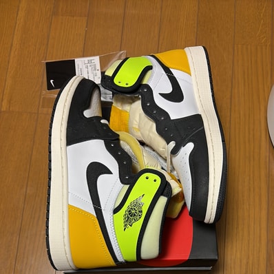 Nike Air Jordan 1 High OG "Volt Gold"