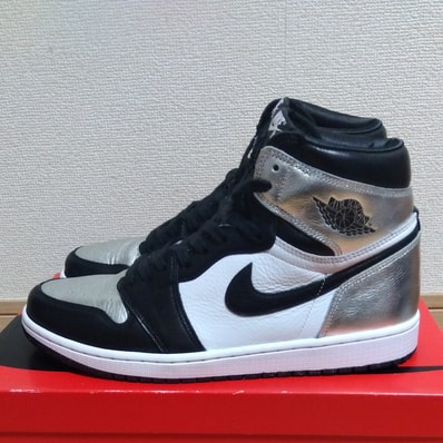 Nike Women's Air Jordan 1 Retro High OG "Silver Toe"