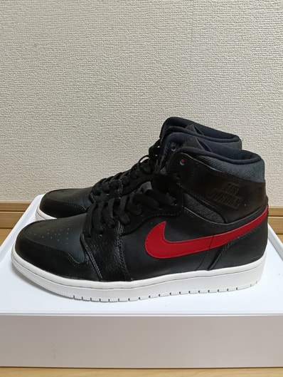 Nike Air Jordan 1 Retro High "Rare Air/Bred"