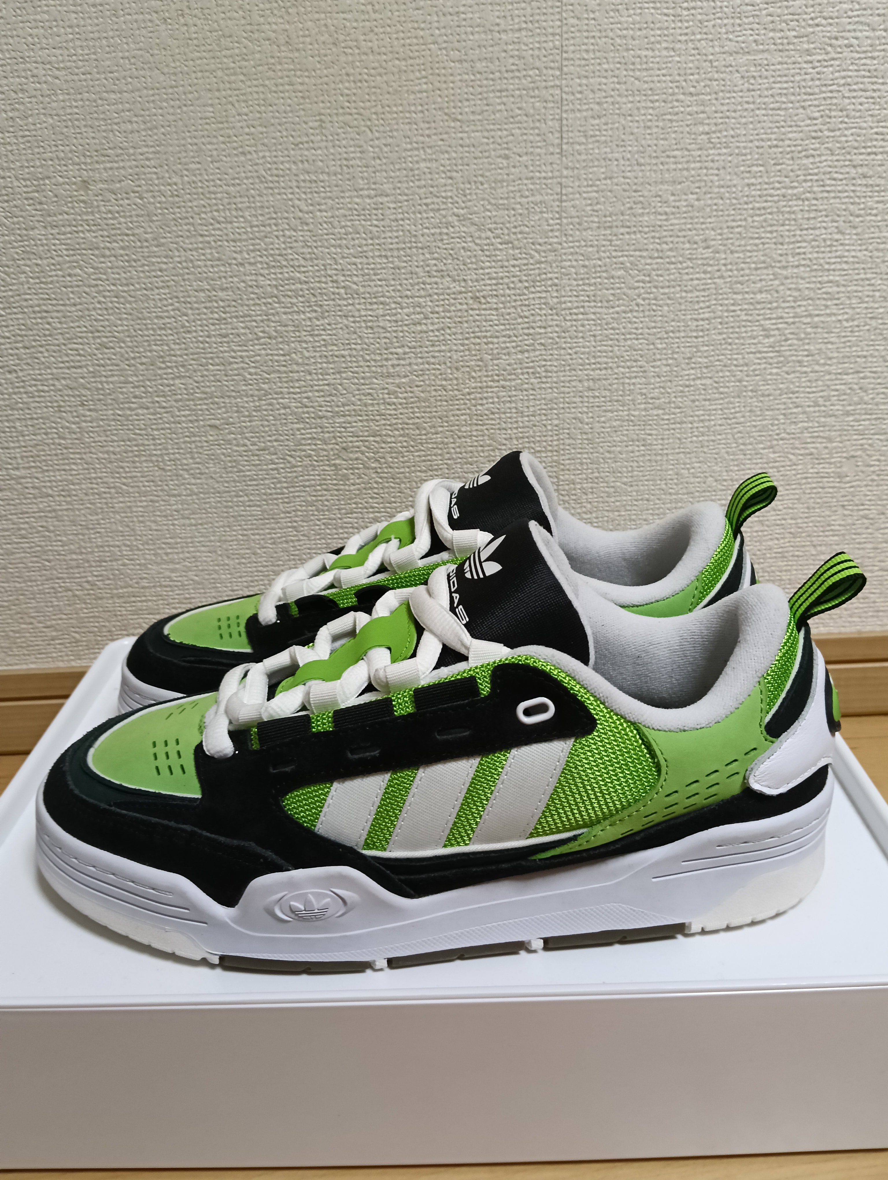 adidas ADI2000 "Semi Sora Green/Footwear White/Gum"