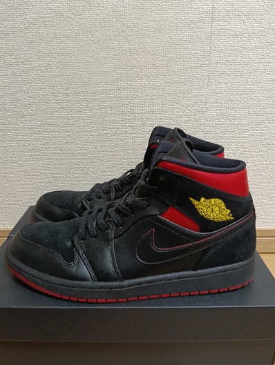 Nike Air Jordan 1 Mid "Last Shot"