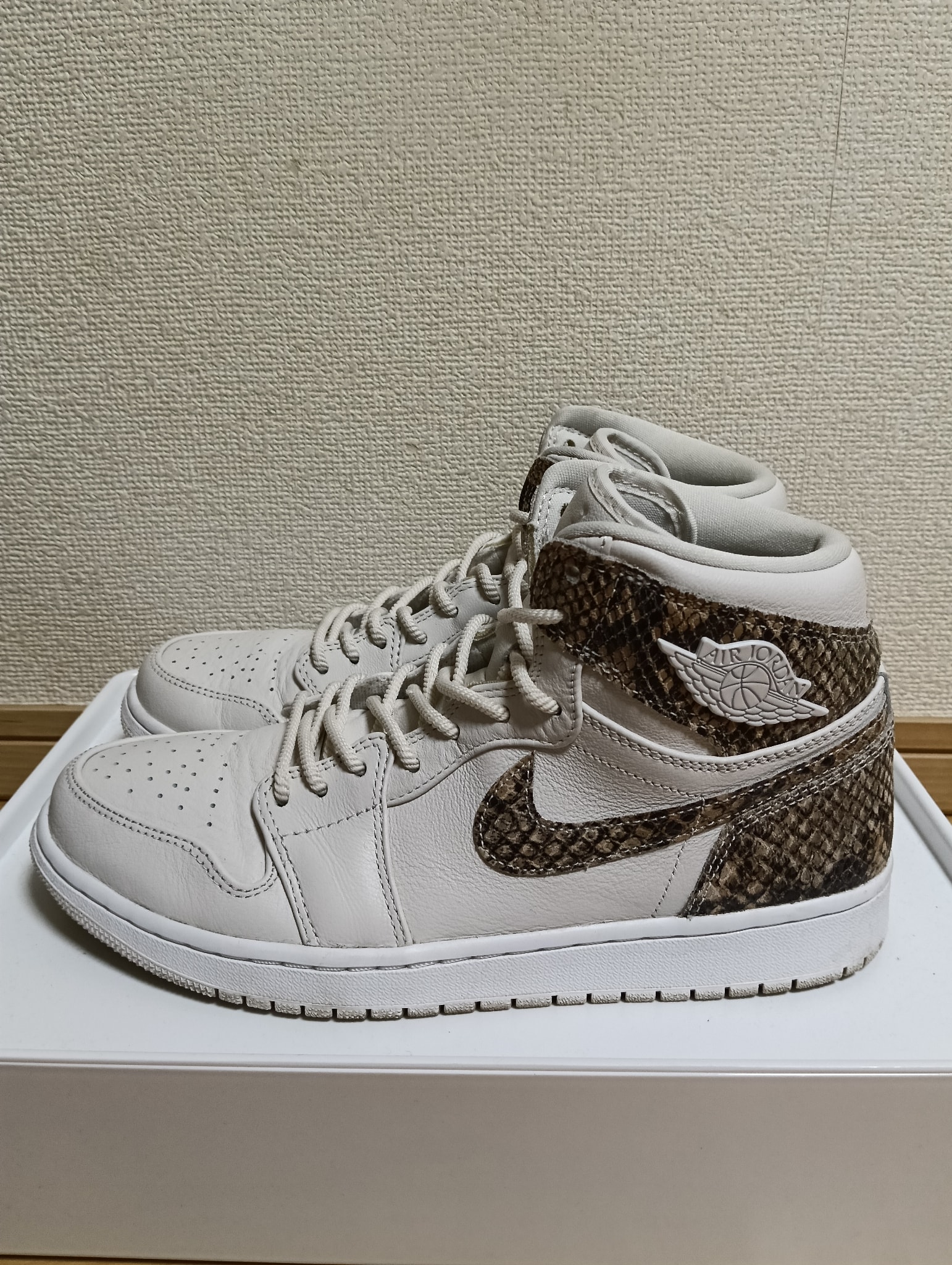 Nike Women's Air Jordan 1 Retro High "White Snake"