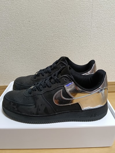 Nike Air Force 1 Low "Black and Metallic Silver"