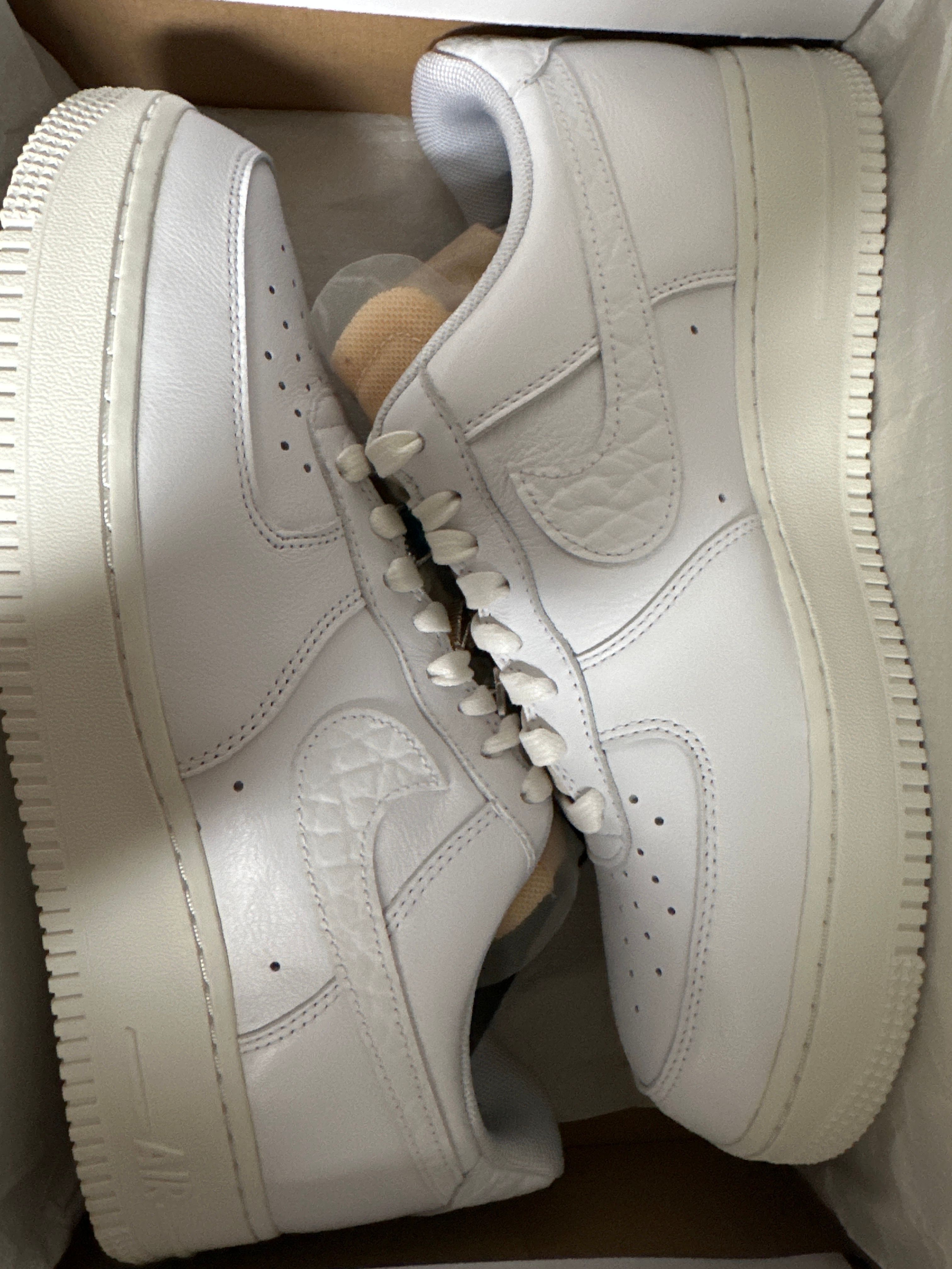 Nike Women's Air Force 1 Low '07 LX "Bling"