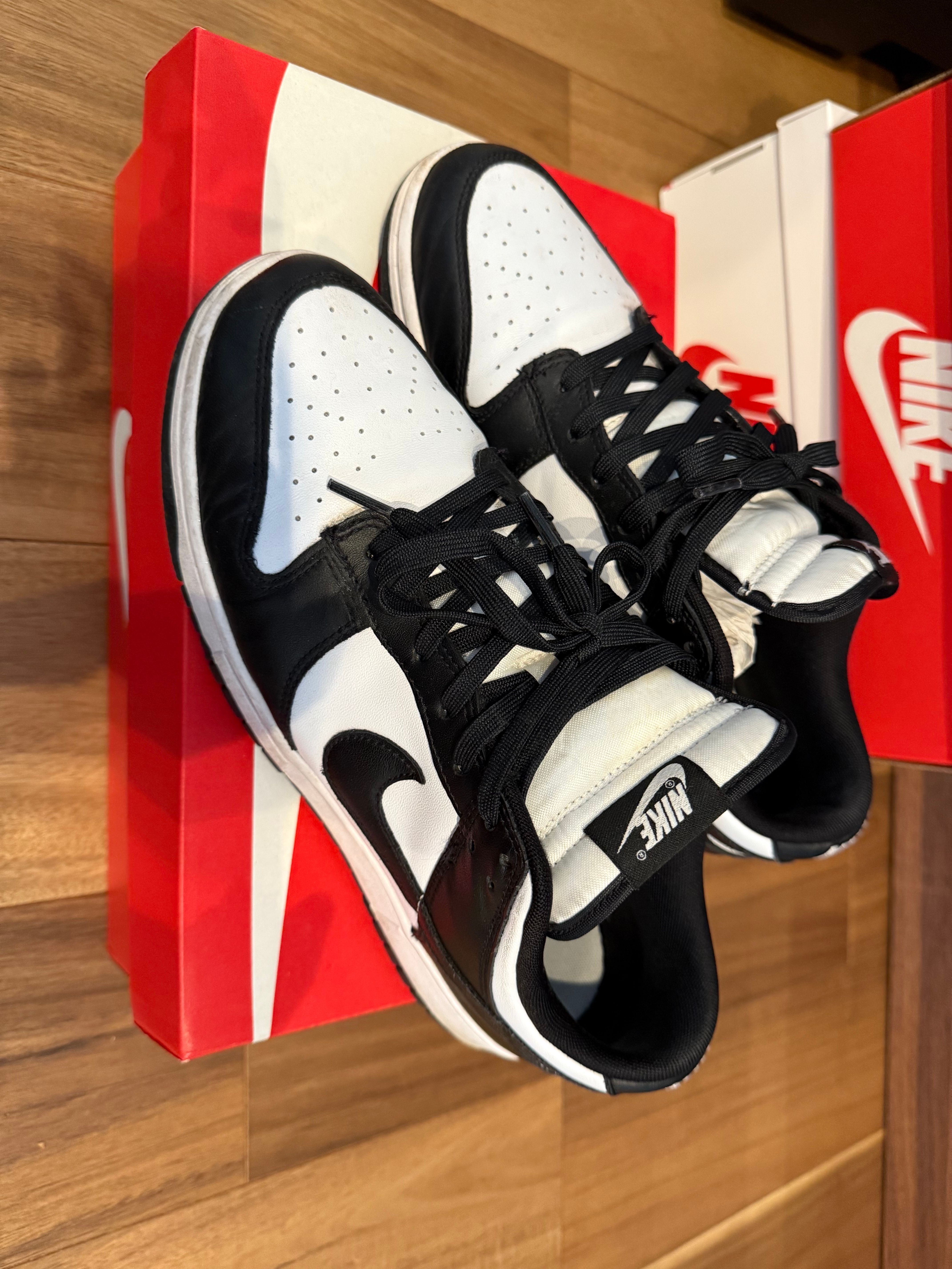 Nike Dunk Low Retro "Panda/White/Black"