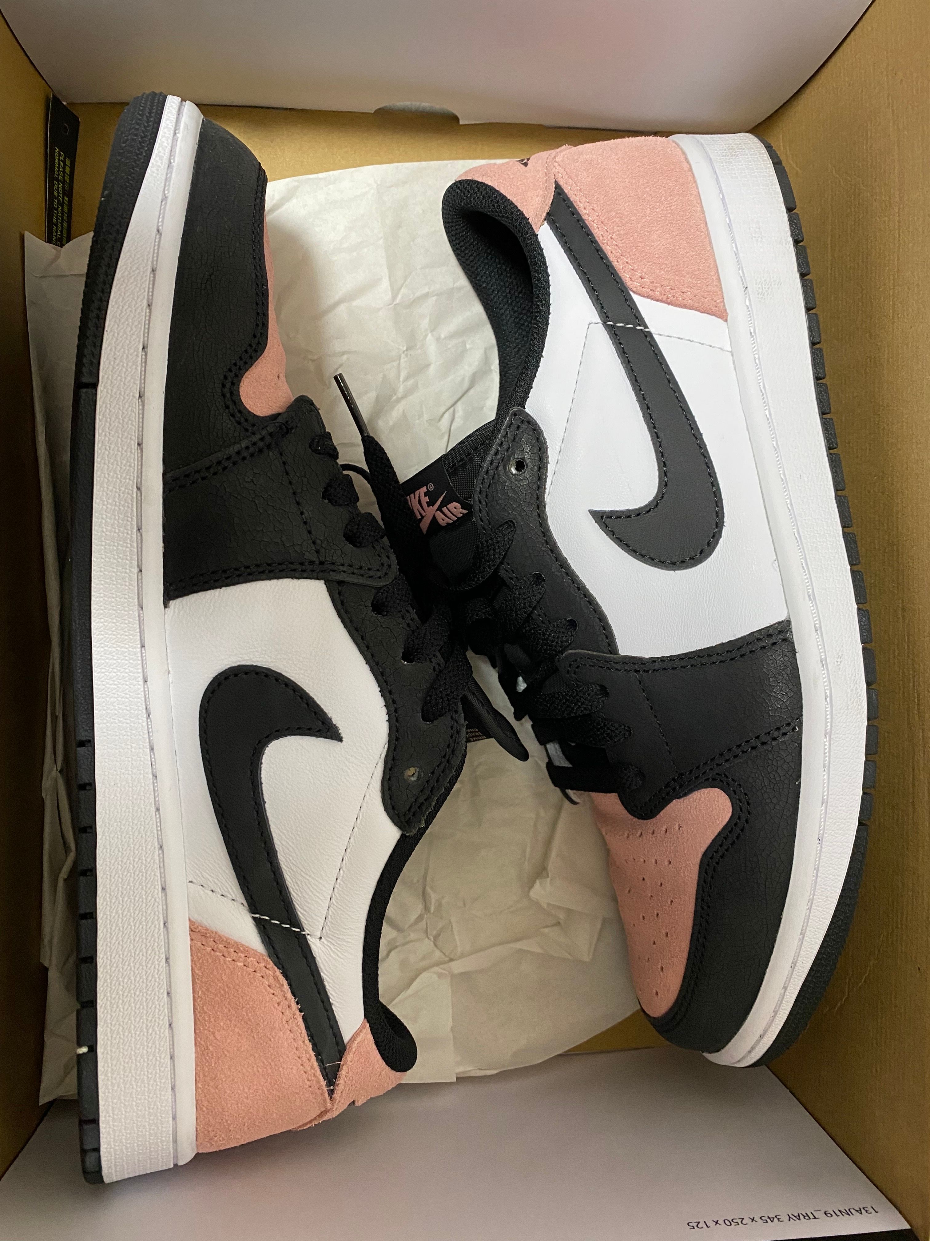 Nike Air Jordan 1 Low OG "Bleached Coral"