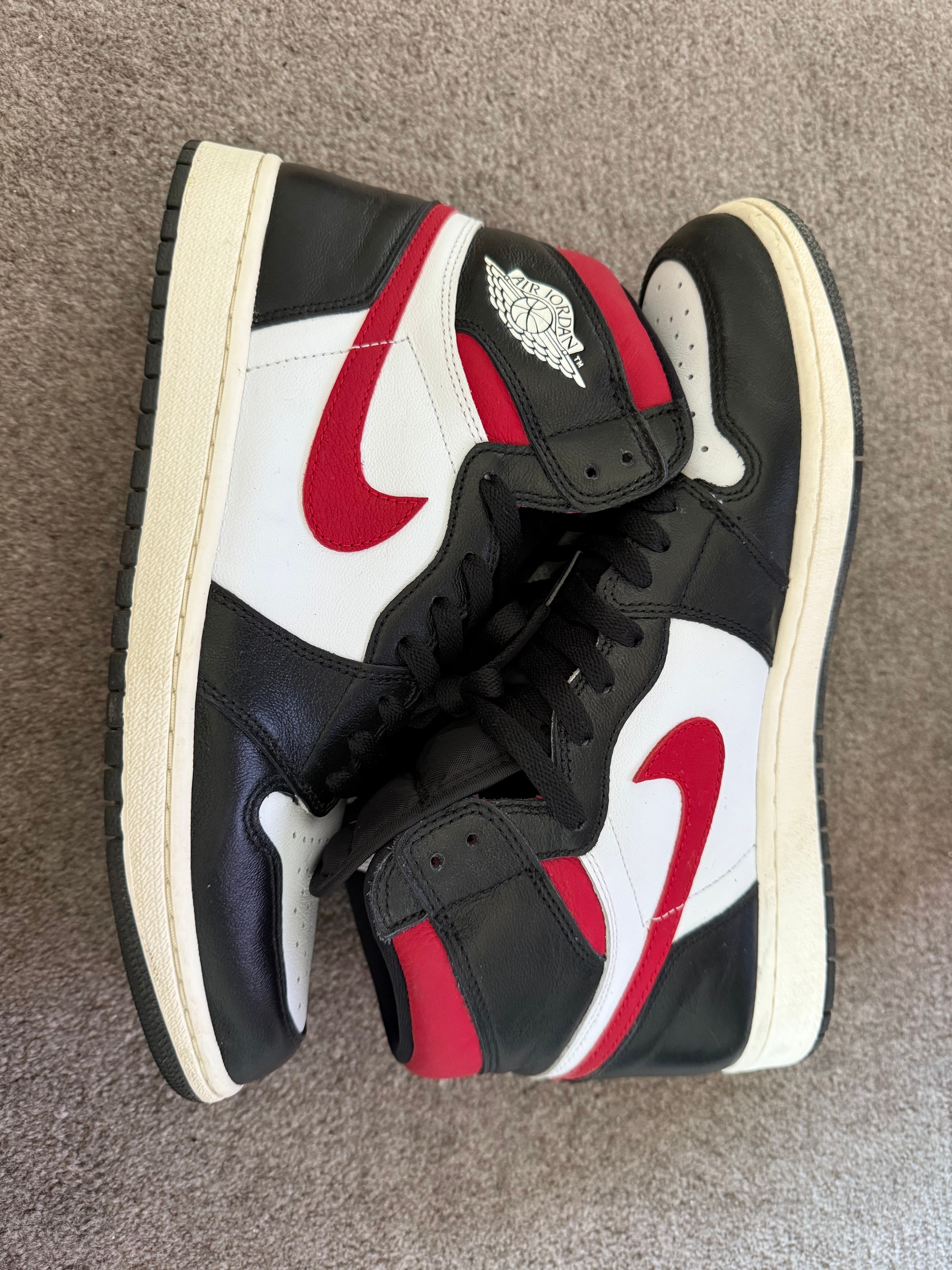 Nike Air Jordan 1 Retro High "Black/White/Sail/Gym Red"    