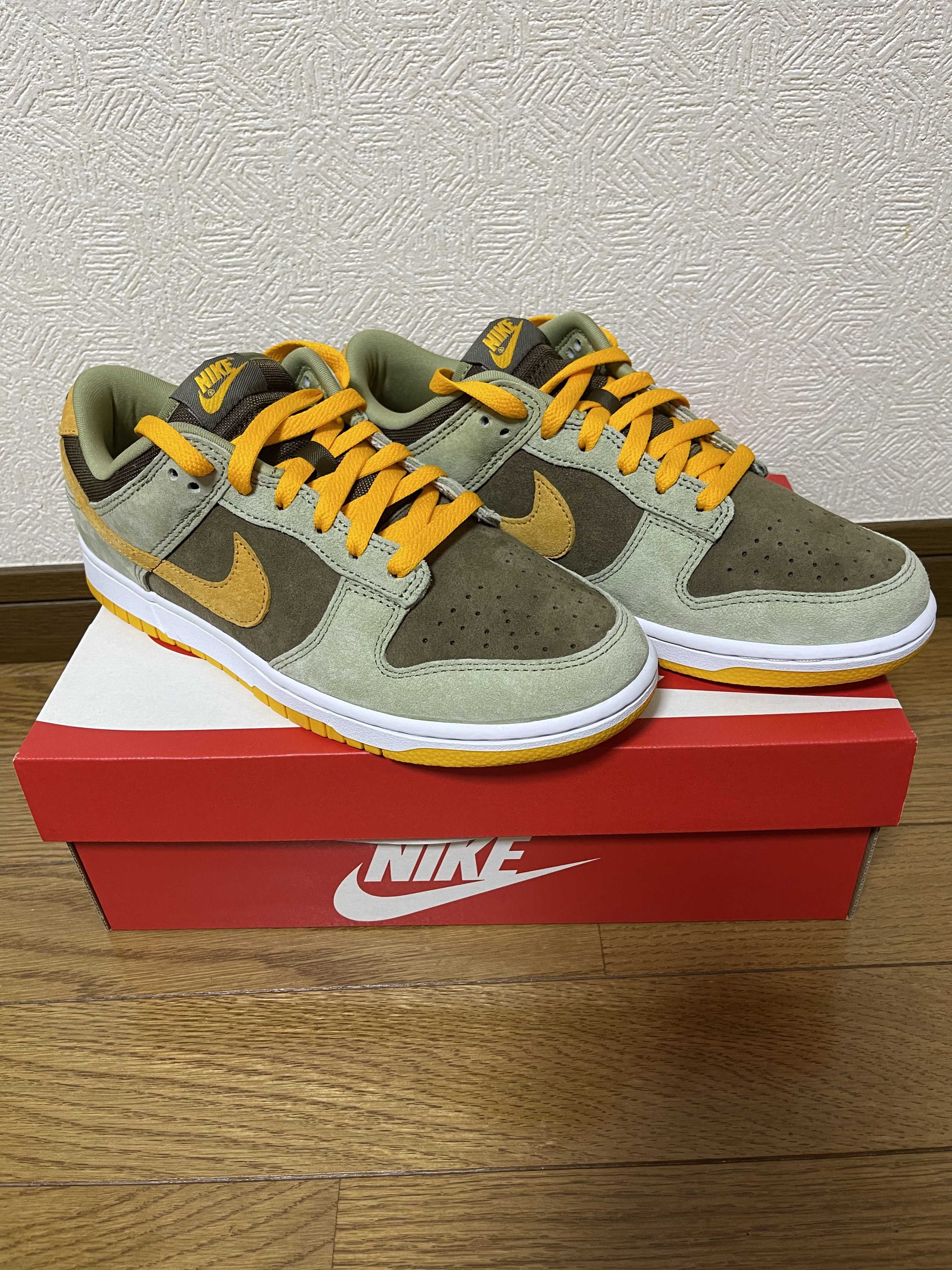 Nike Dunk Low SE "Dusty Olive"