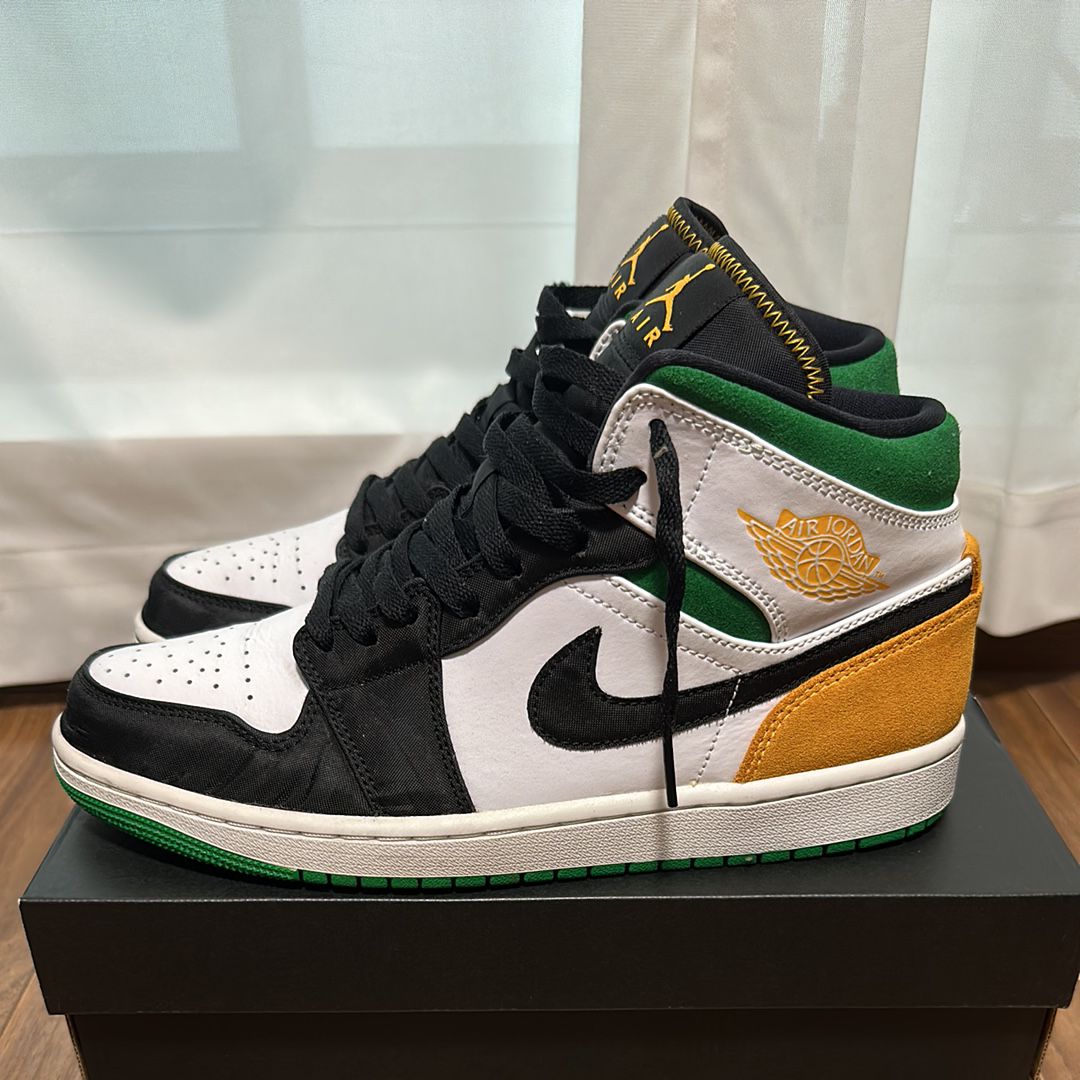 Nike Air Jordan 1 Mid "Oakland"
