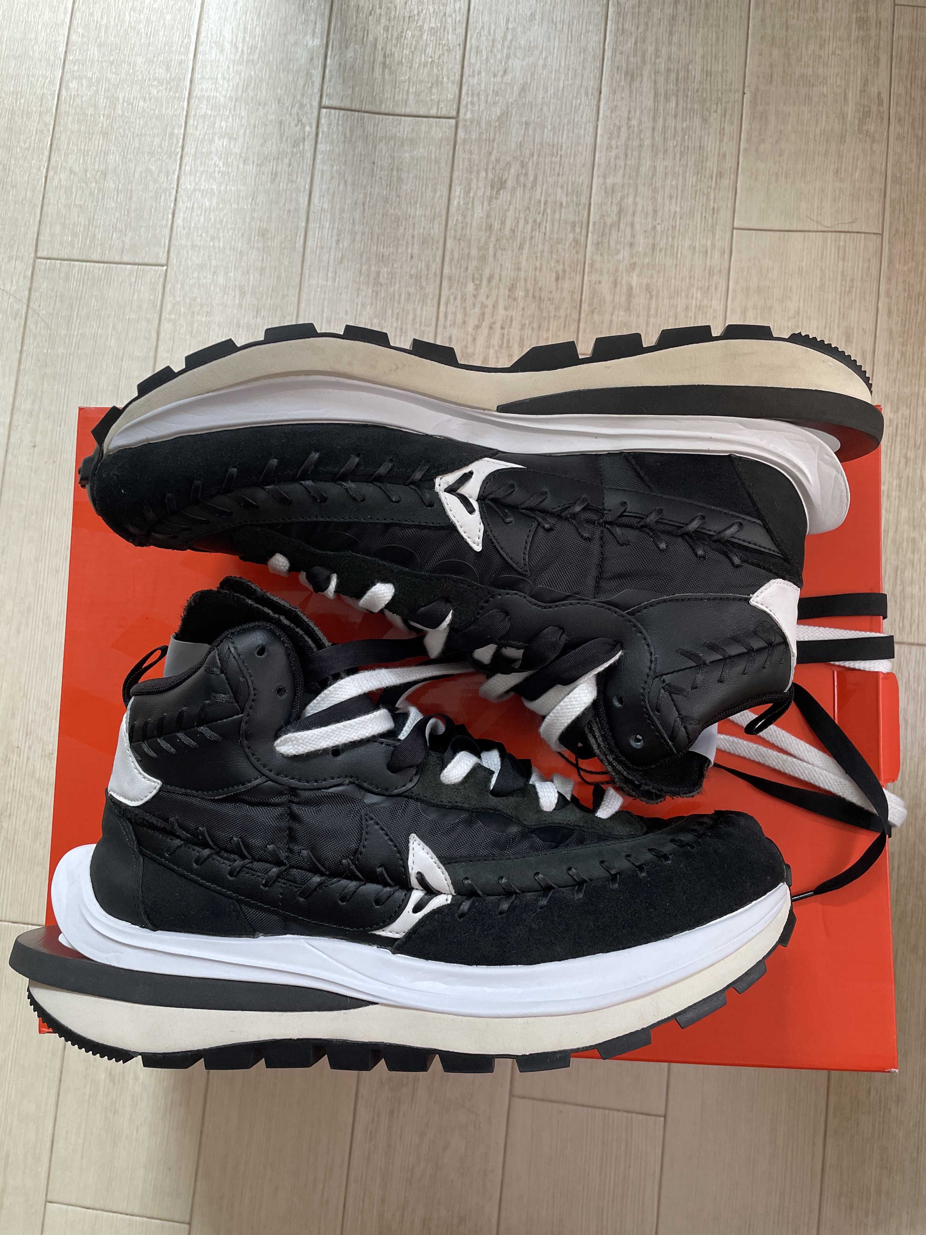 Jean-Paul Gaultier × sacai × Nike Vapor Waffle "Black/Black-White"