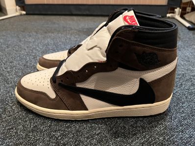 Travis Scott × Nike Air Jordan 1 Retro High OG TS SP "Sail/Dark Mocha"