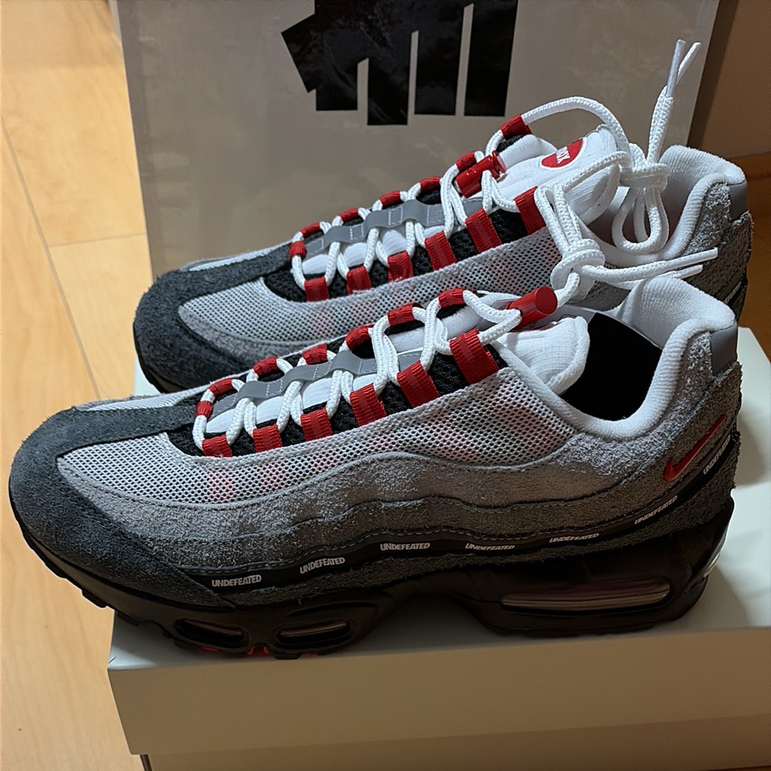 UNDEFEATED × Nike Air Max 95 SP "Fire Red" (Tokyo Exclusive) (Serial Numbered/600 pairs)
