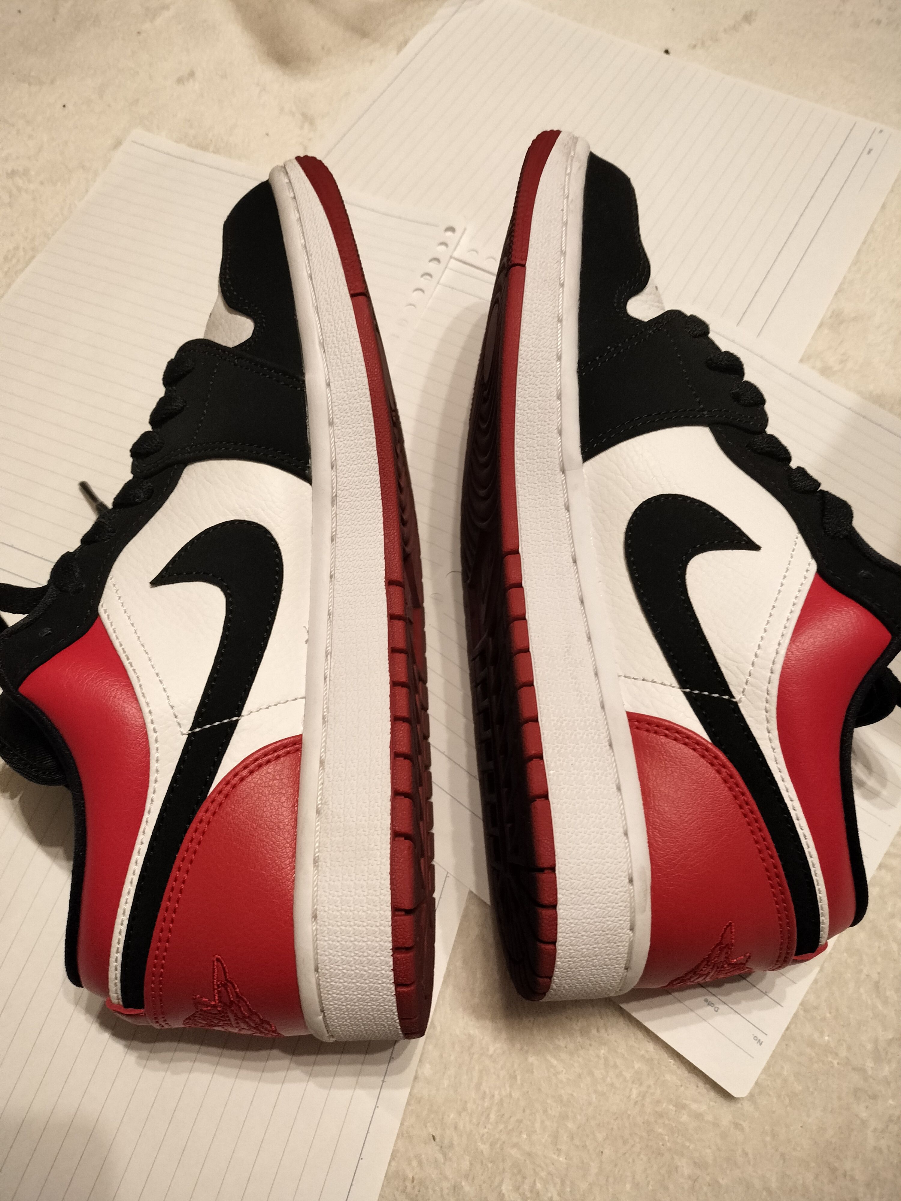 Nike Air Jordan 1 Low "Black Toe"