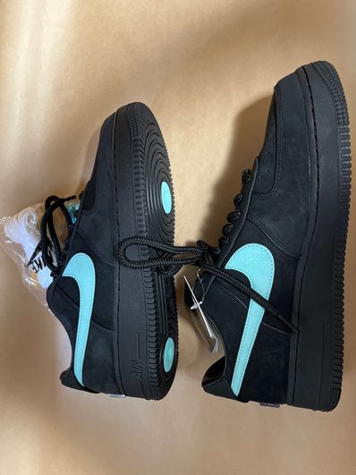 Tiffany & Co. × Nike Air Force 1 Low "1837"