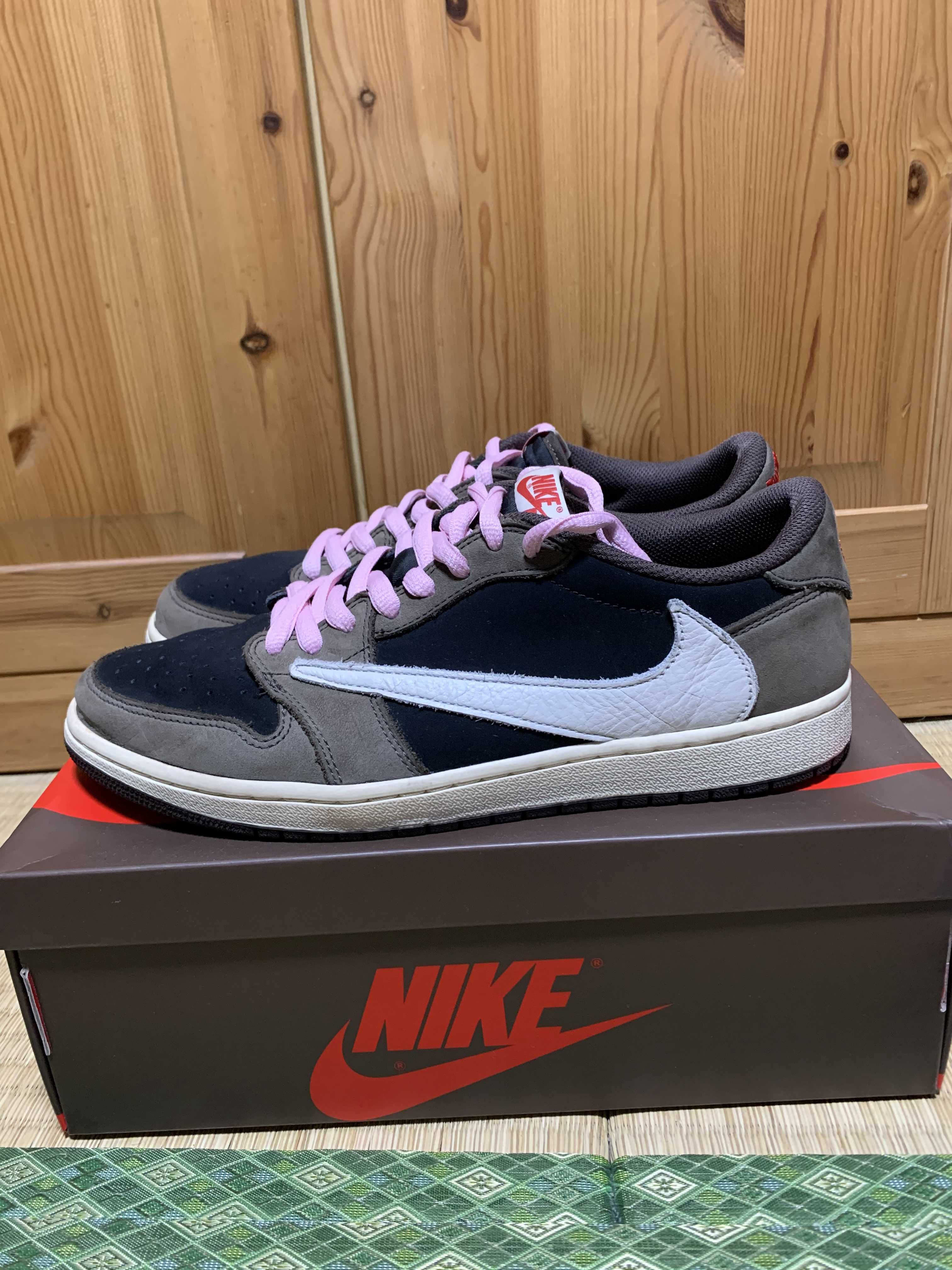 Travis Scott × Nike Air Jordan 1 Low OG SP-T  "Black/Dark Mocha"