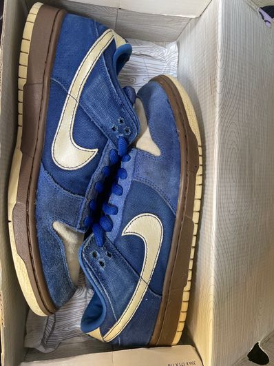Nike SB Dunk Low "Gold Rail"