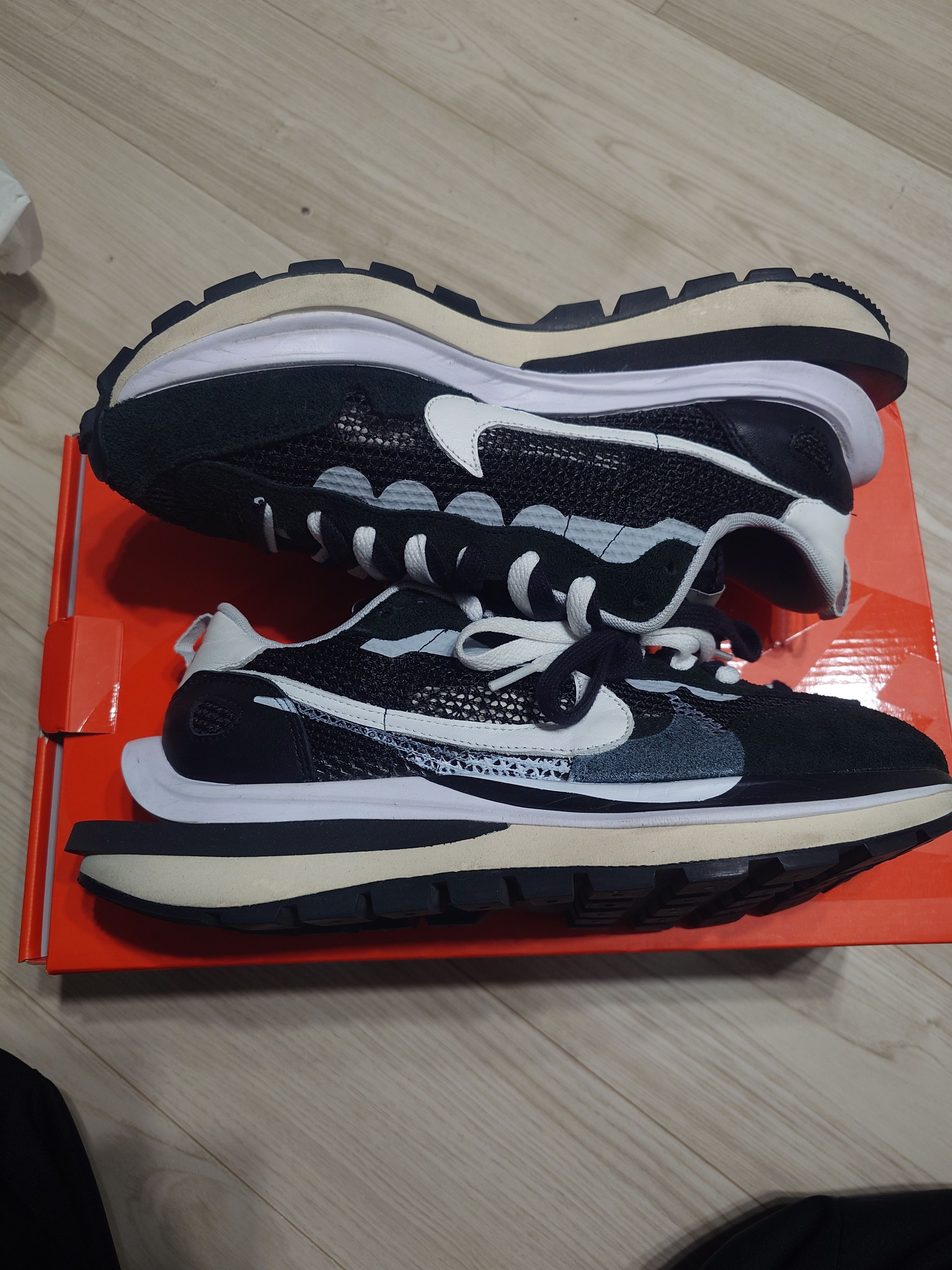 sacai × Nike Vapor Waffle "Black and White"
