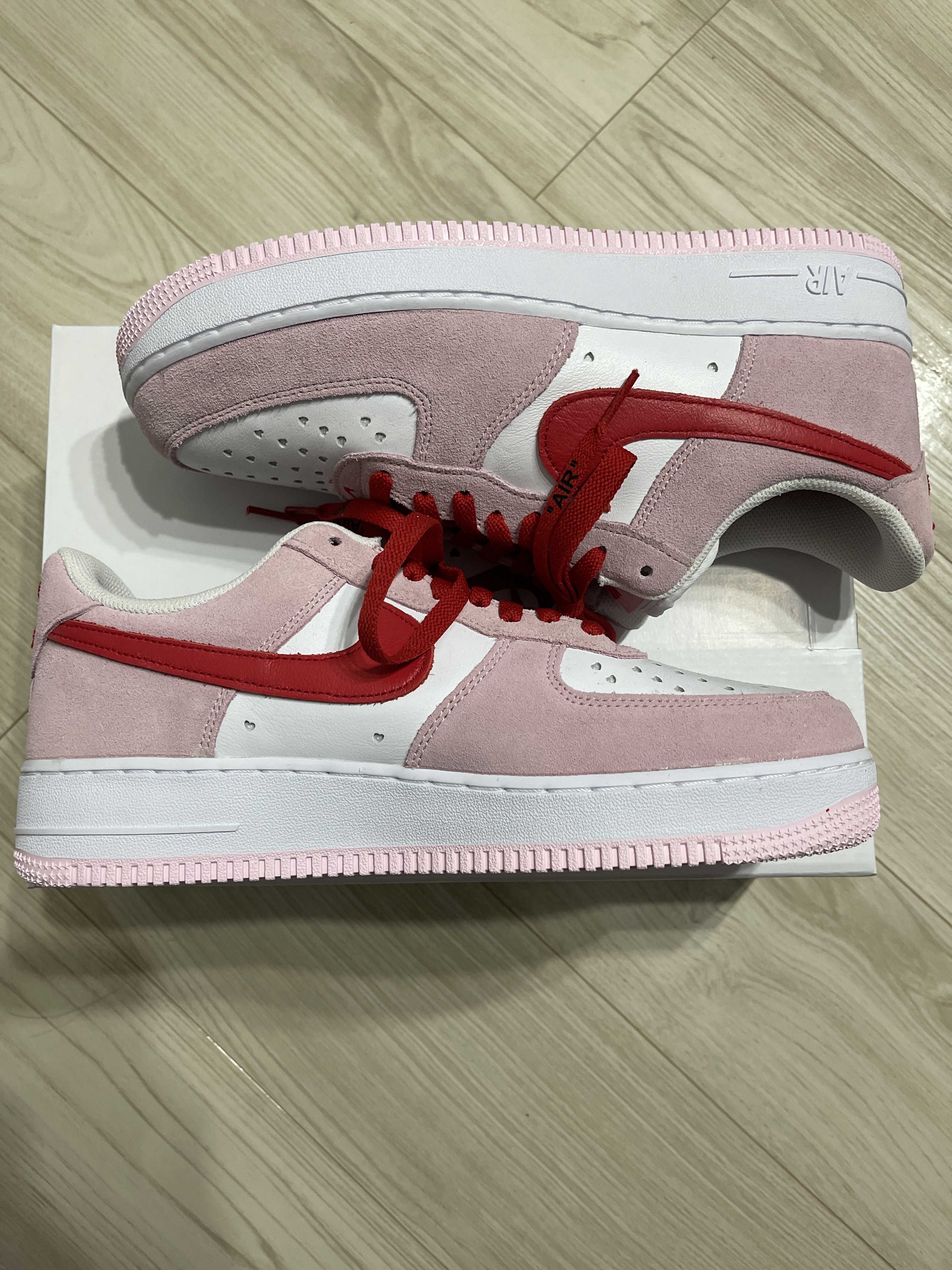 Nike Air Force 1 Low '07 "Valentine's Day"