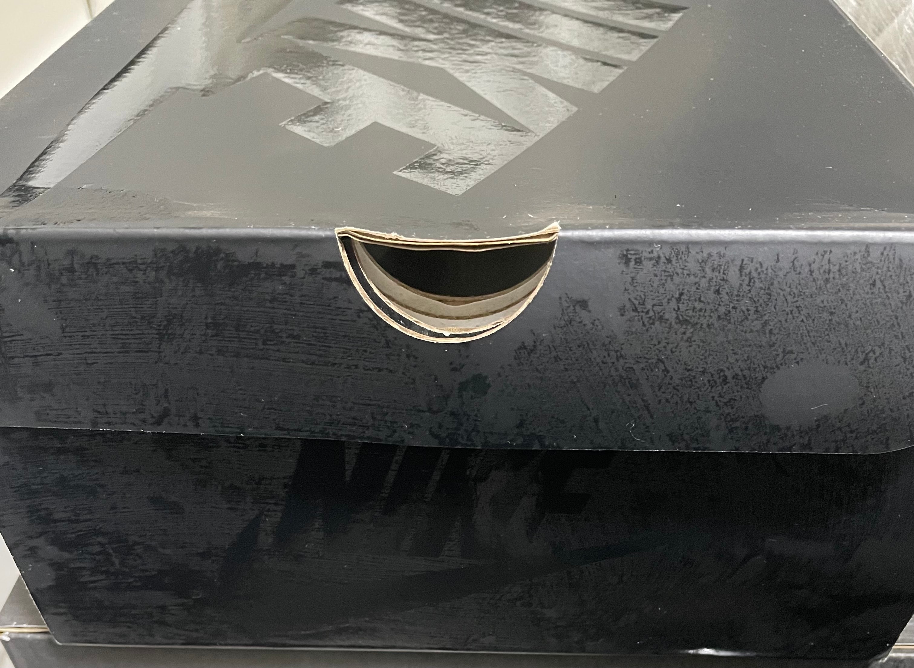 Supreme × Nike Air Force 1 Low "Baroque Brown"