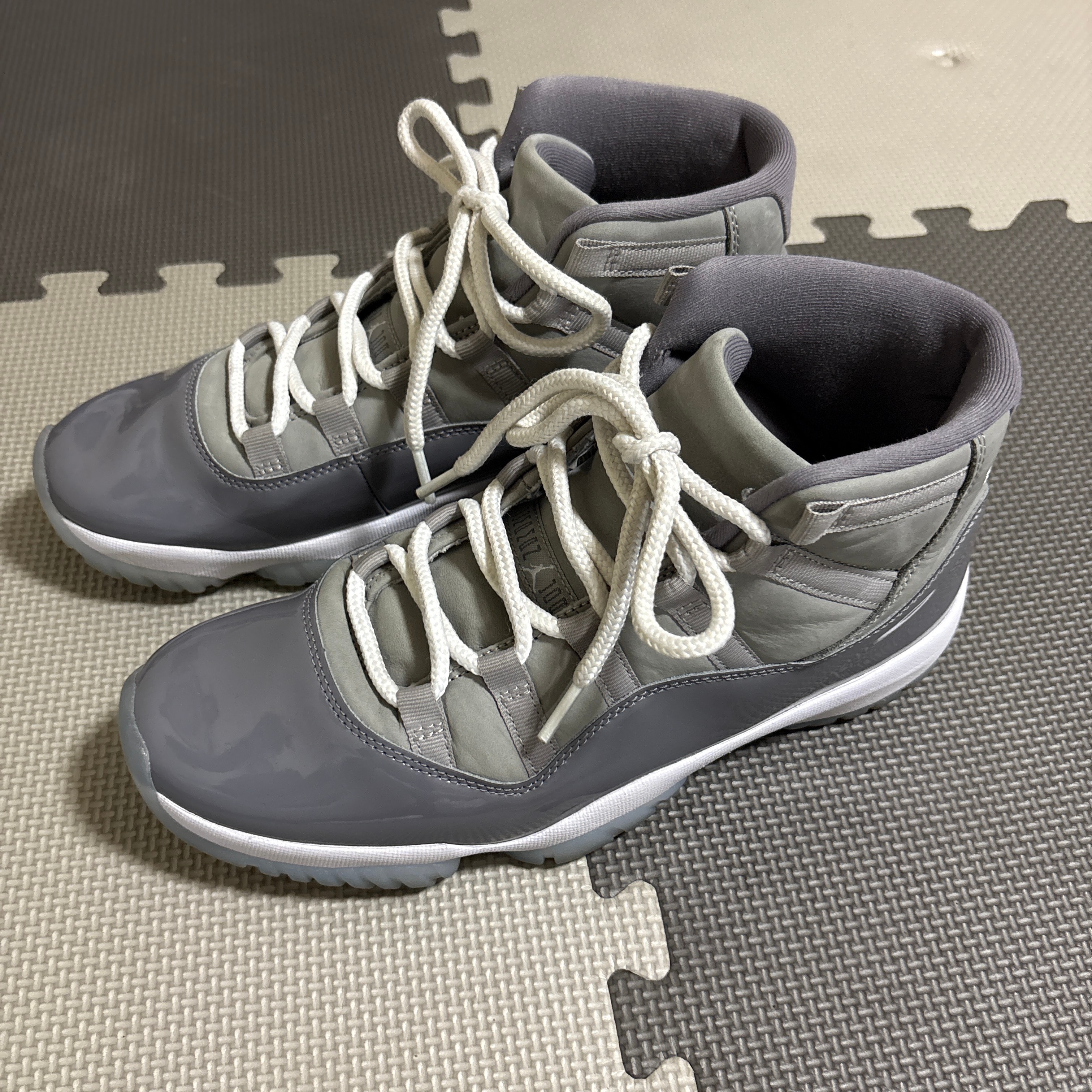 ナイキ エアジョーダン11 レトロ "クールグレー"