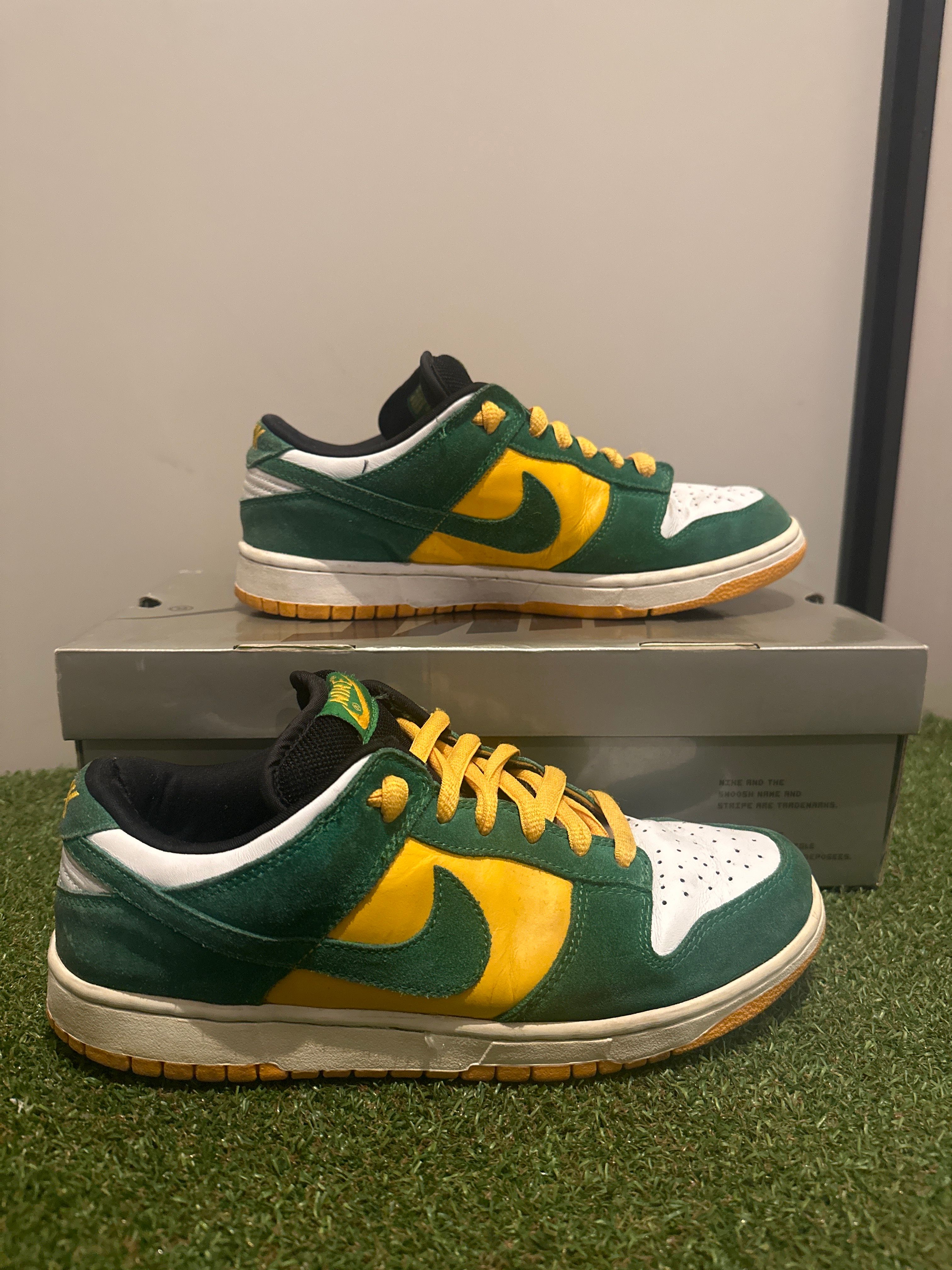 Nike SB Dunk Low Pro "SB Buck" (2003)