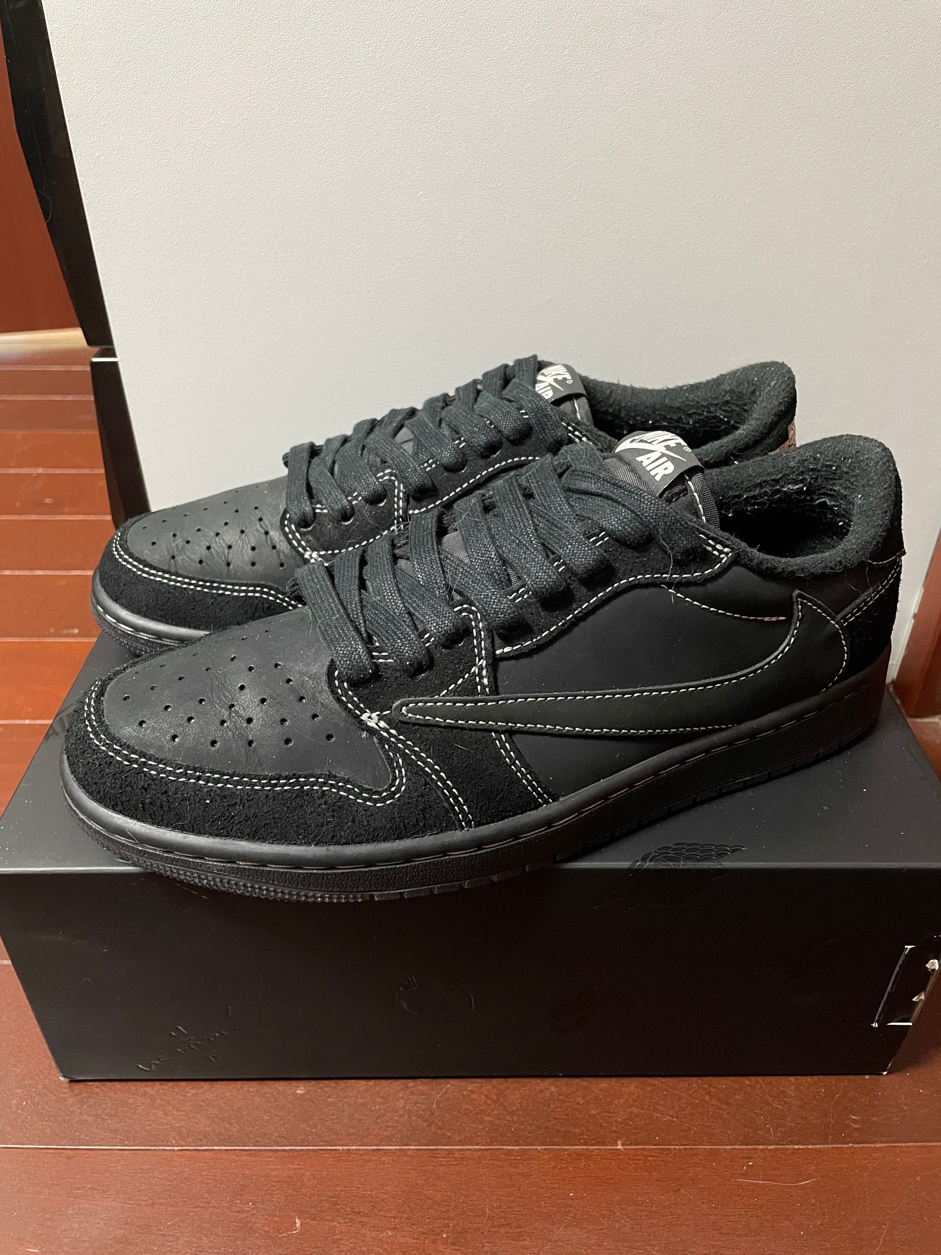 Travis Scott × Nike Air Jordan 1 Low OG SP "Black Phantom"