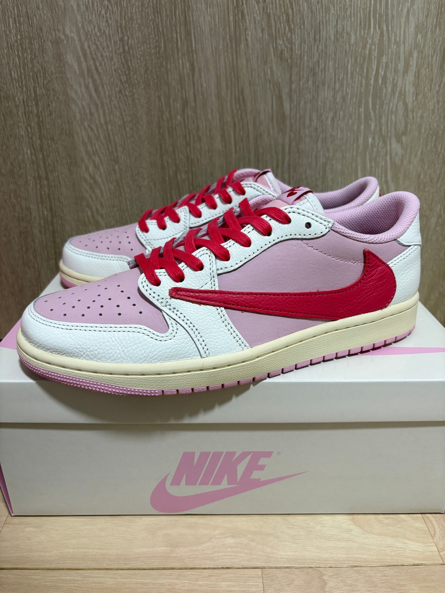 Travis Scott × Nike Air Jordan 1 Retro Low OG "Sail/Tropical Pink"
