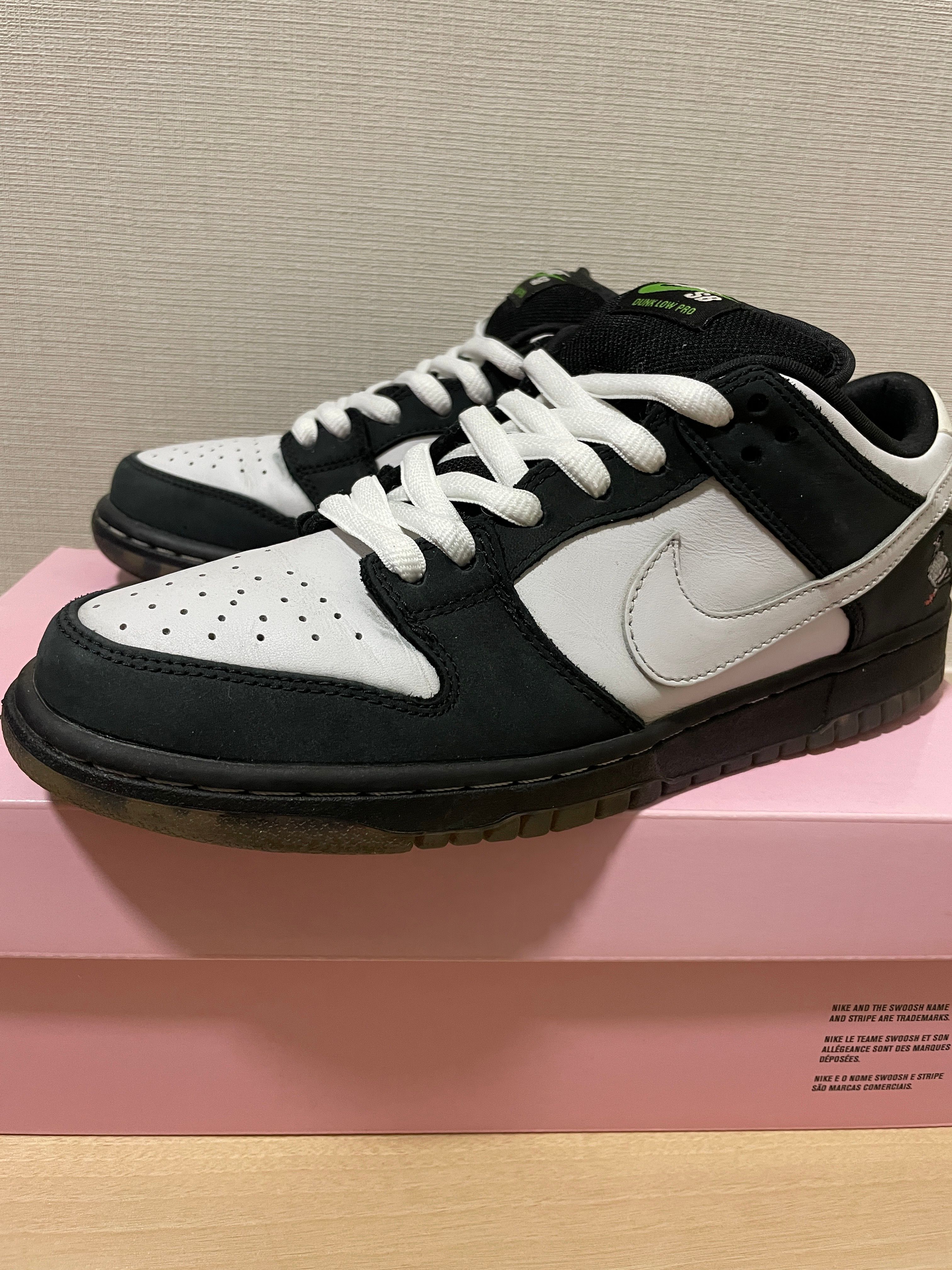 STAPLE × Nike SB Dunk Low "Pigeon Black/White"