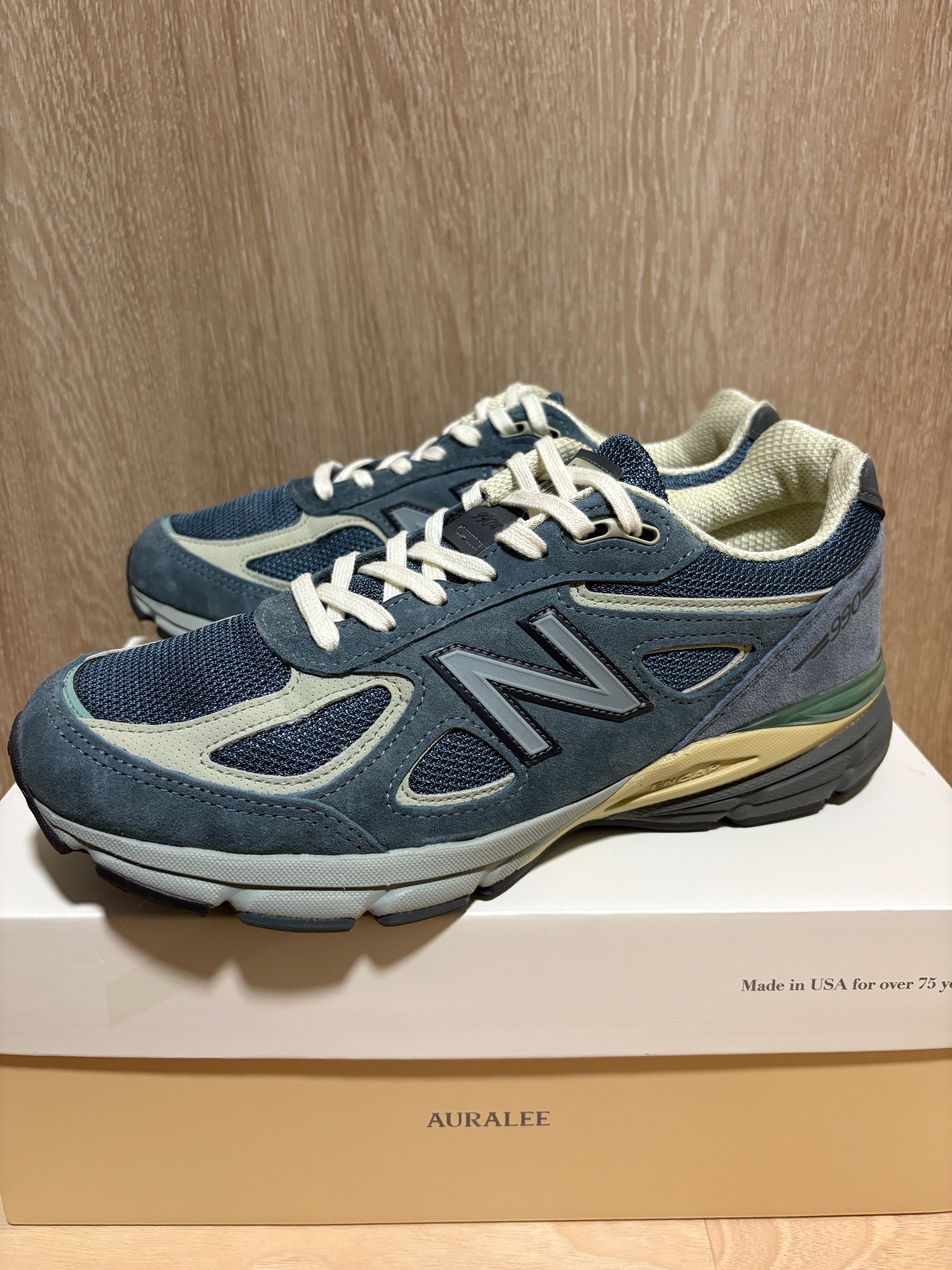 AURALEE × New Balance 990V4 "Dusty Blue"