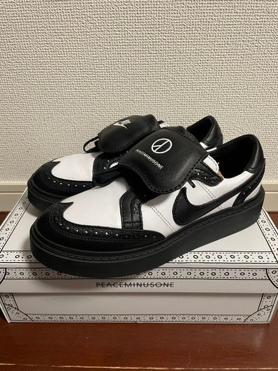 PEACEMINUSONE × Nike Kwondo 1 "Black and White" / G-DRAGON