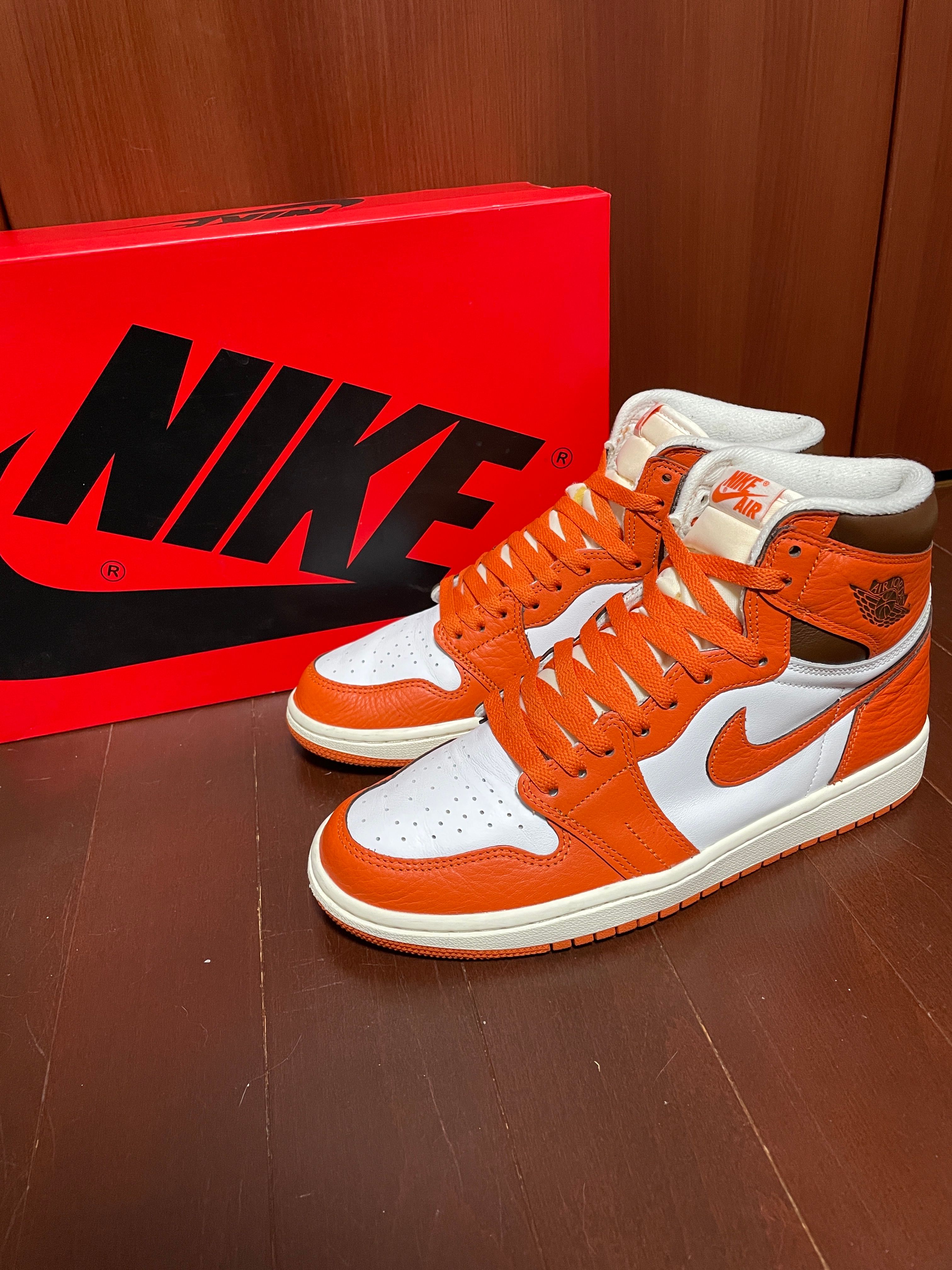 Nike Women's Air Jordan 1 High OG "Starfish"