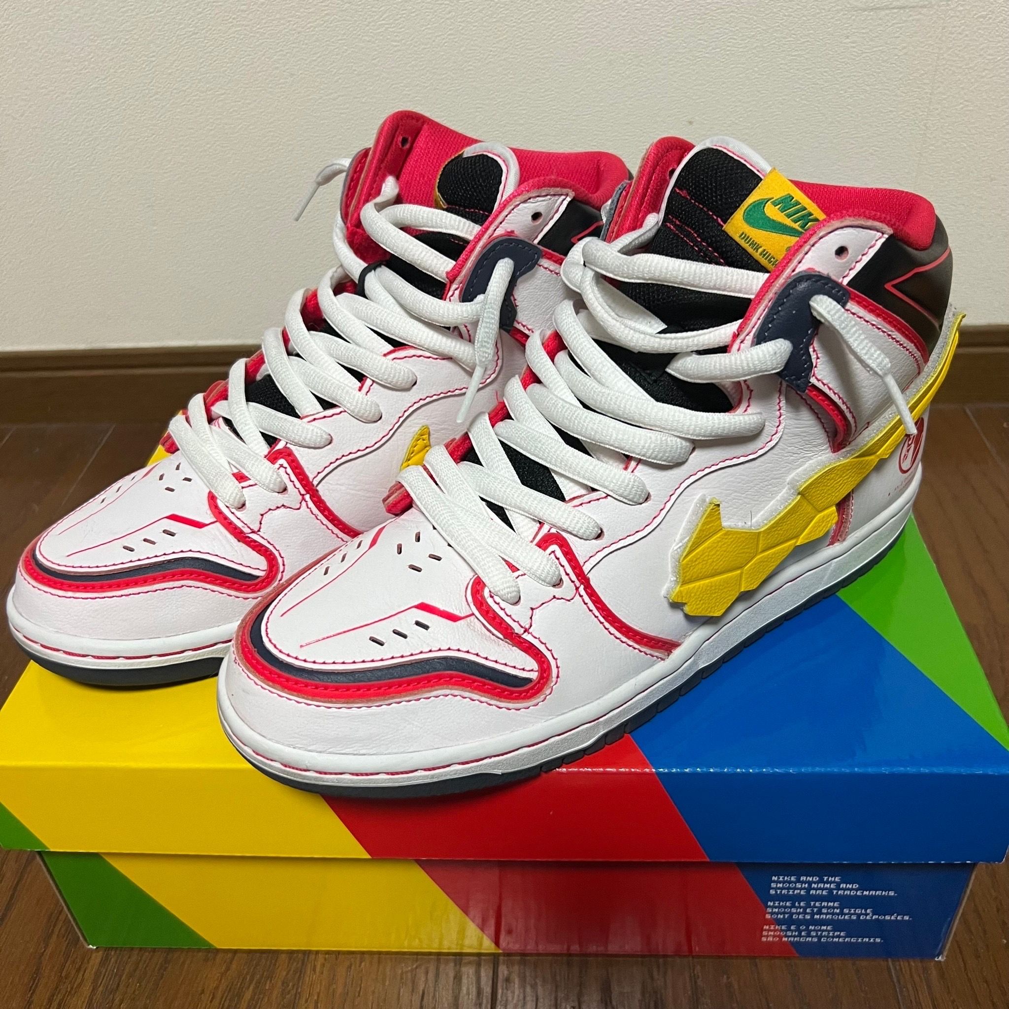 Gundam Unicorn × Nike SB Dunk High PRO QS "UNICORN"