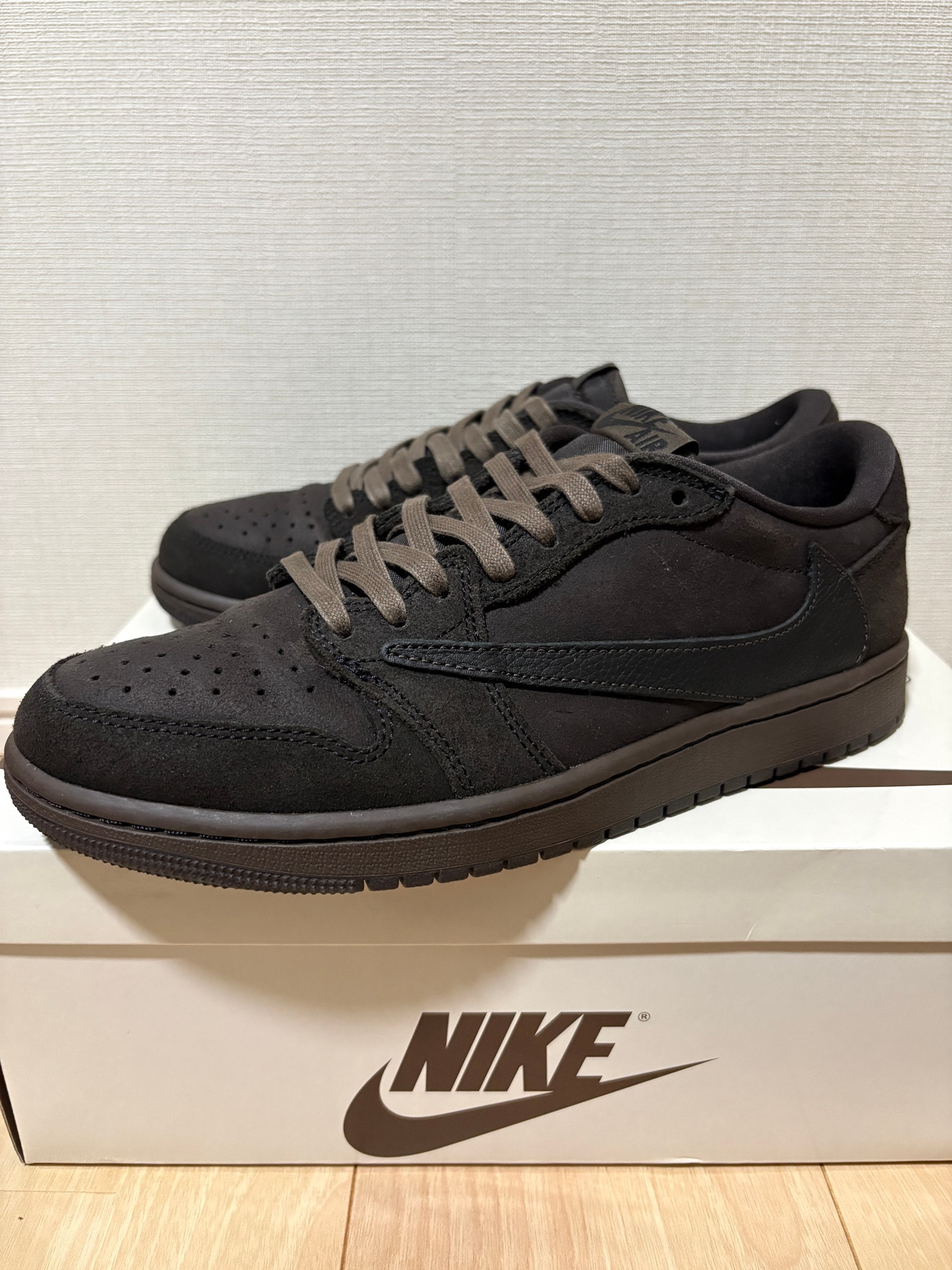 Travis Scott × Nike Air Jordan 1 Low OG SP "Velvet Brown and Dark Mocha"