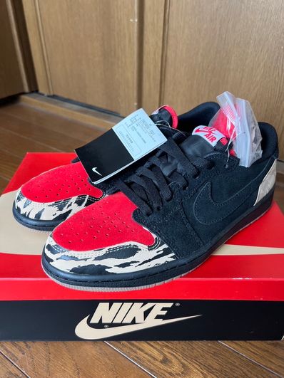 Sole Fly × Nike Air Jordan 1 Low "Black and Sport Red"
