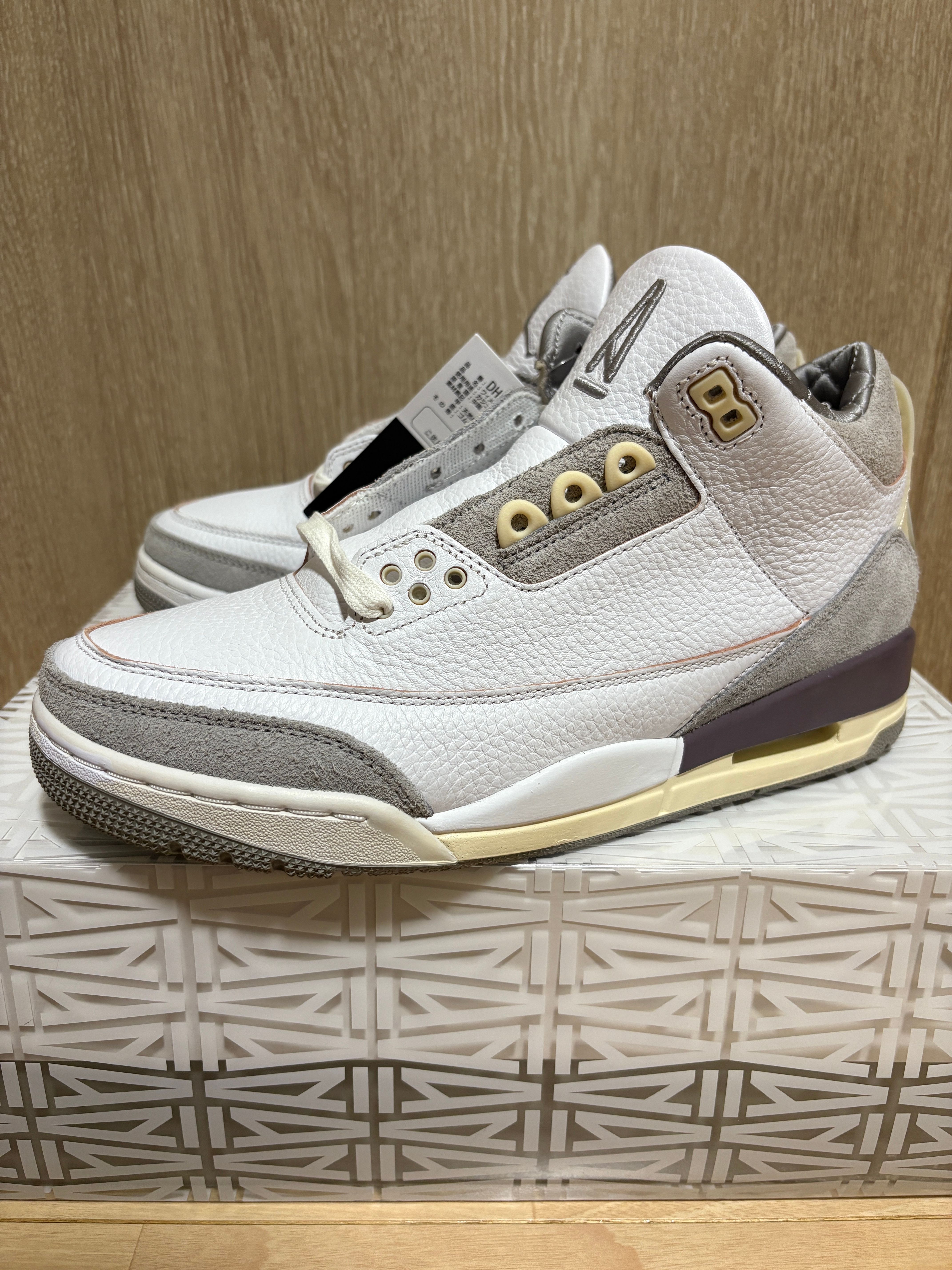 Nikeエアジョーダン3 25センチ Amazon.co.jp: [ナイキ] AIR JORDAN3 RETRO OG BG TRUE BLUE